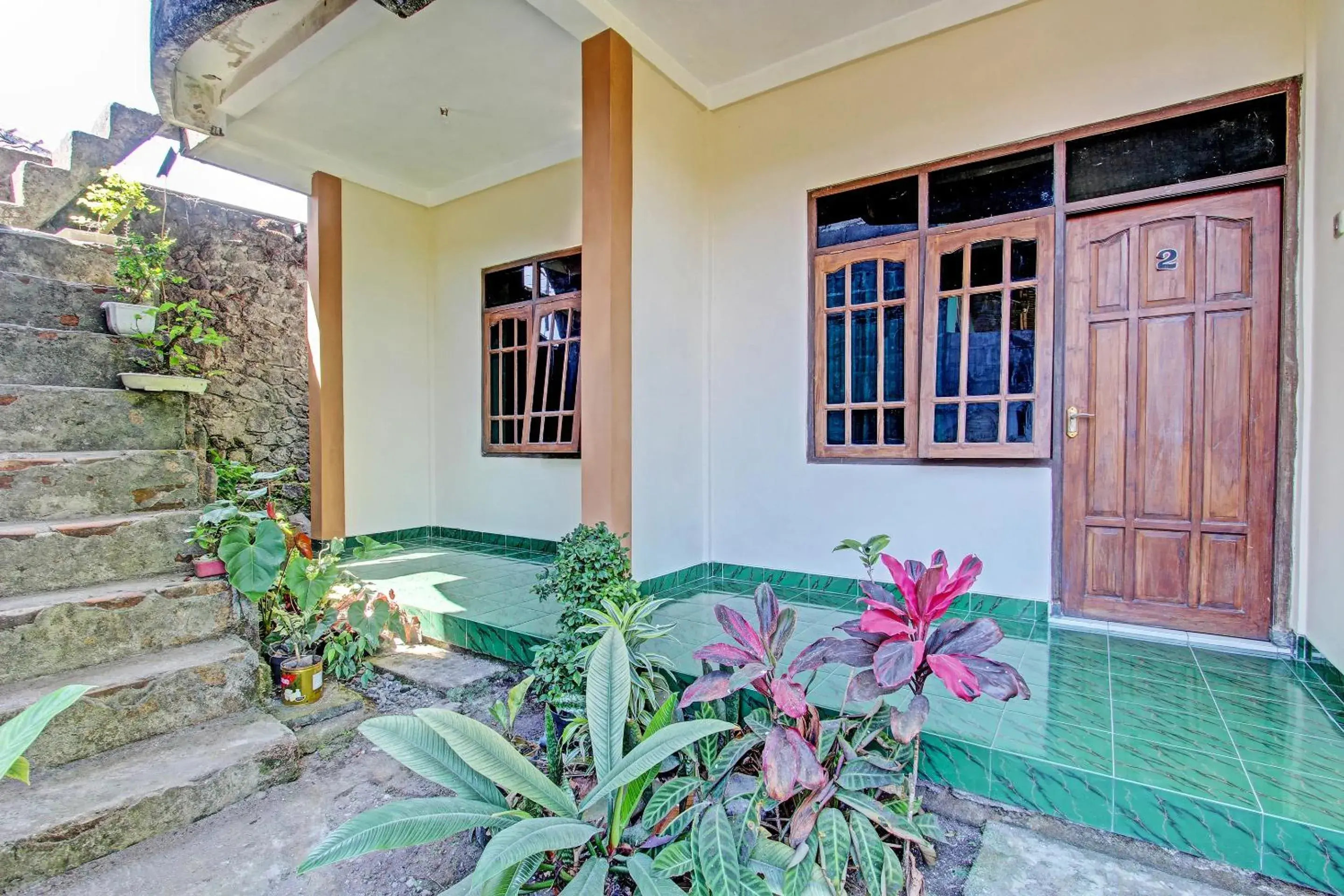 Area and facilities, Property Building in OYO 92884 Agustha Homestay
