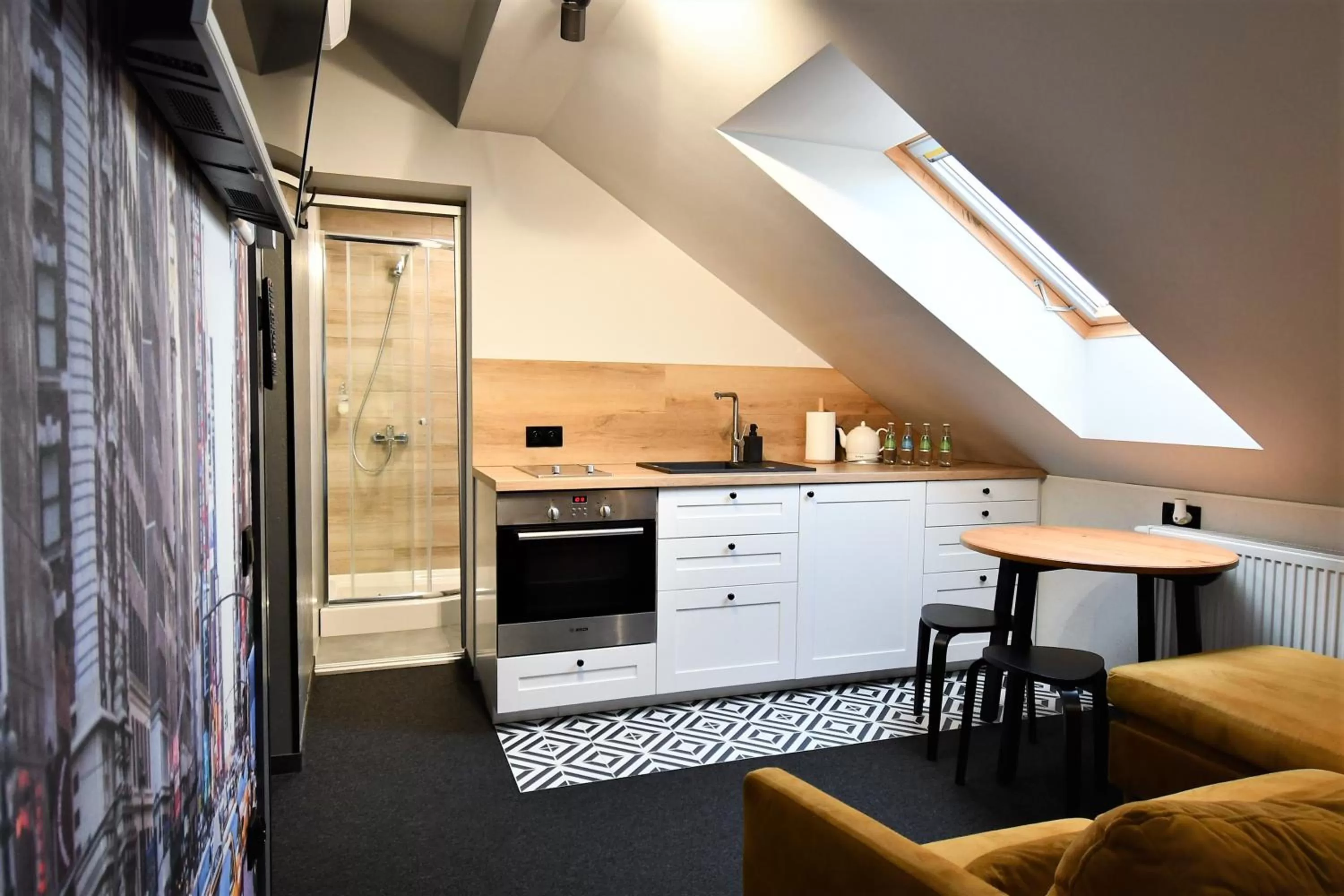 Kitchen or kitchenette in Sleepinn Gdansk Airport