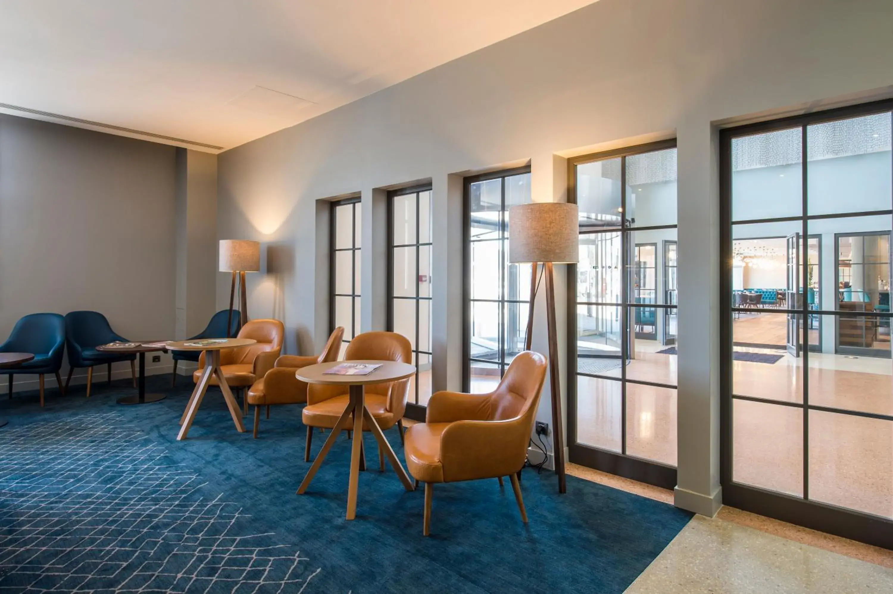 Lobby or reception, Seating Area in Radisson Blu Hotel Marseille Vieux Port