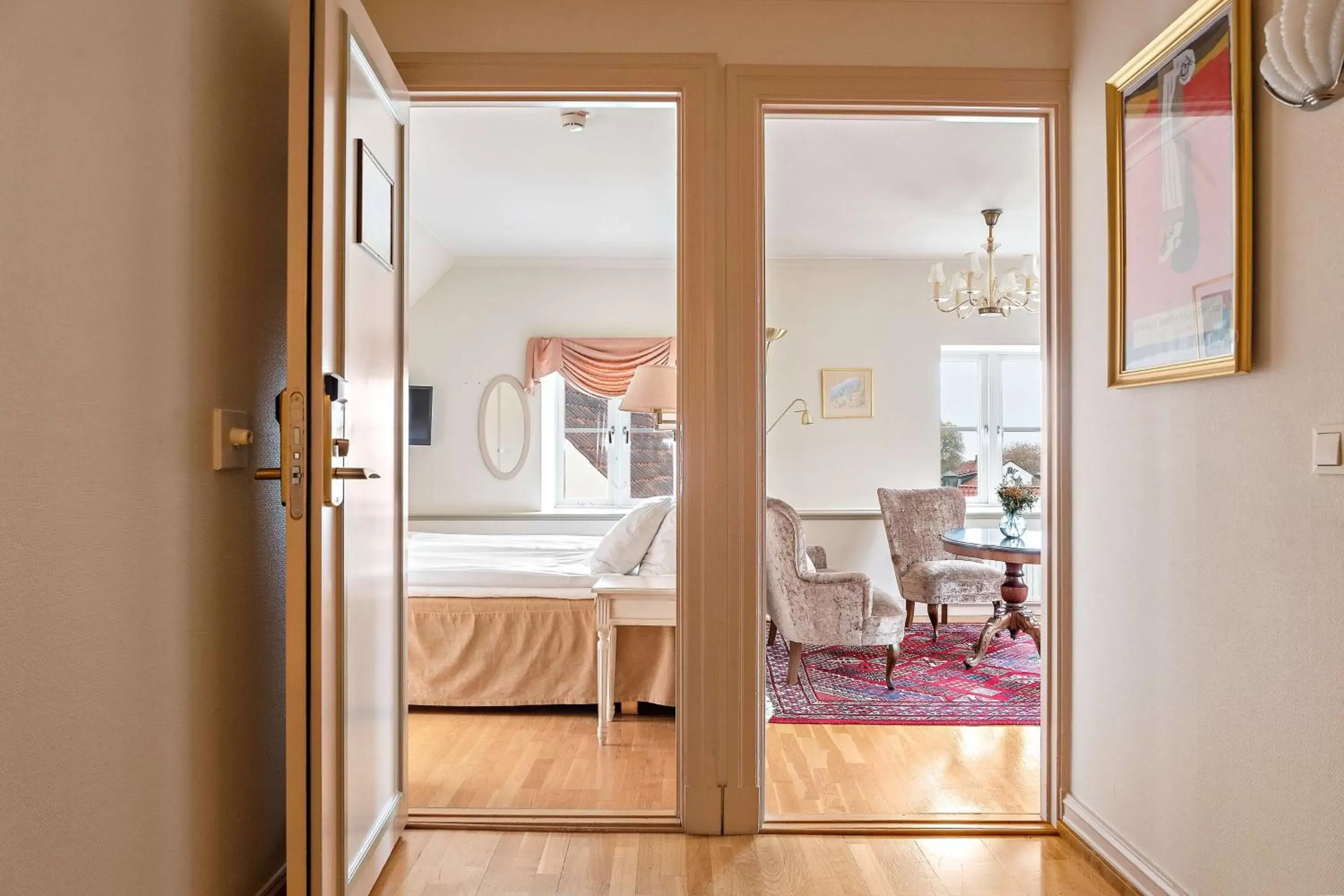 Bedroom in Best Western Strand Hotel