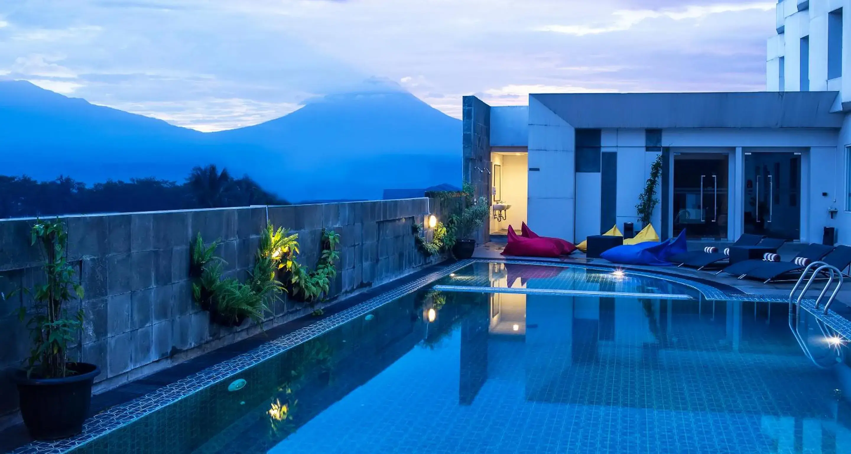 Mountain view, Swimming Pool in Atria Hotel Magelang