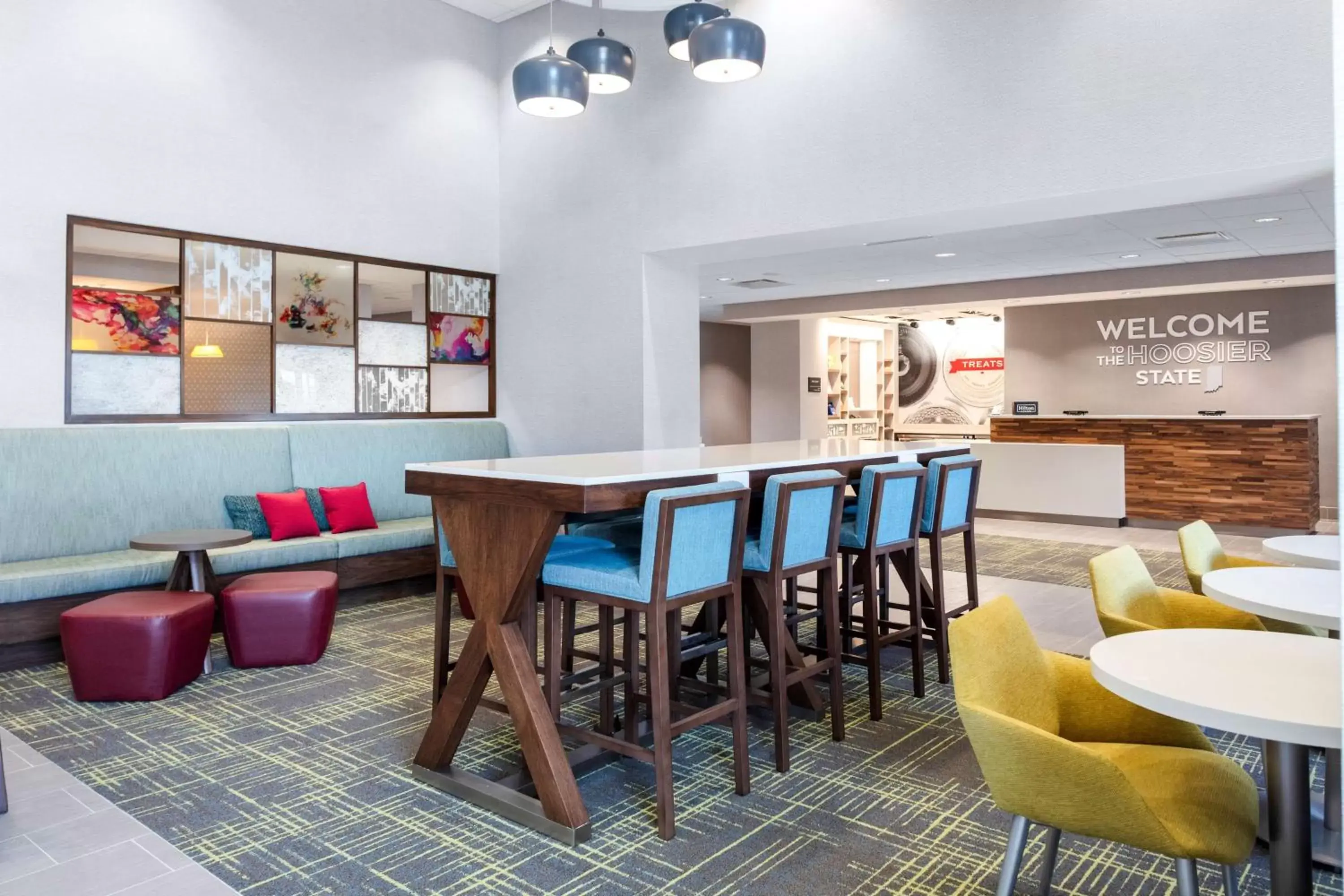 Lobby or reception, Lounge/Bar in Hampton Inn & Suites Avon Indianapolis