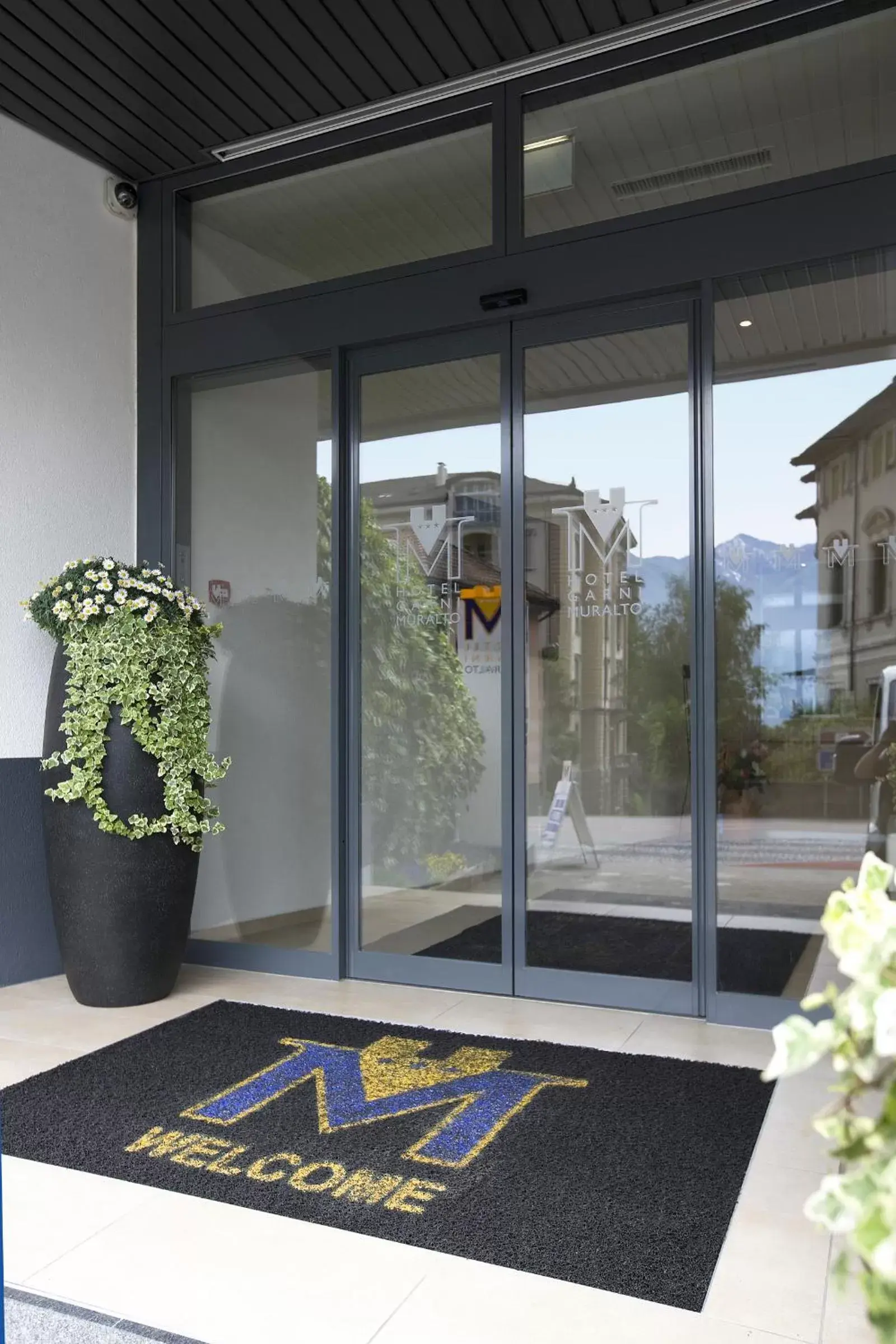 Facade/entrance in Hotel Garni Muralto