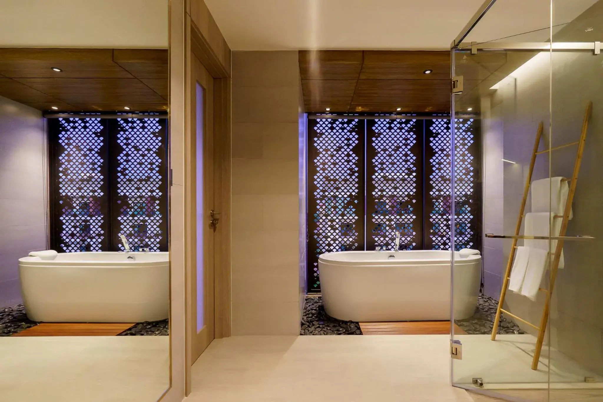 Bath, Bathroom in Fifth Jomtien Pattaya