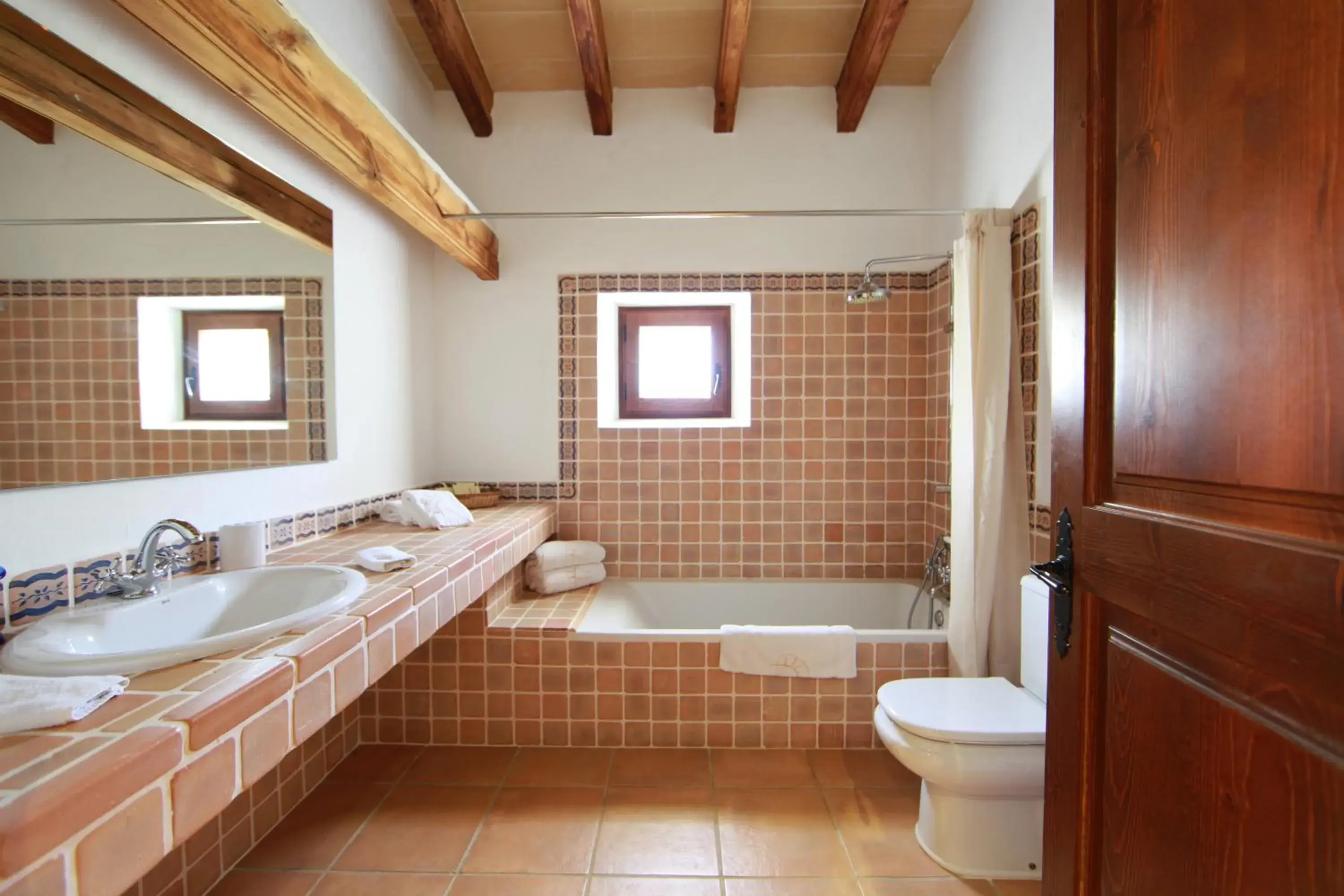 Bathroom in Agroturismo Son Siurana