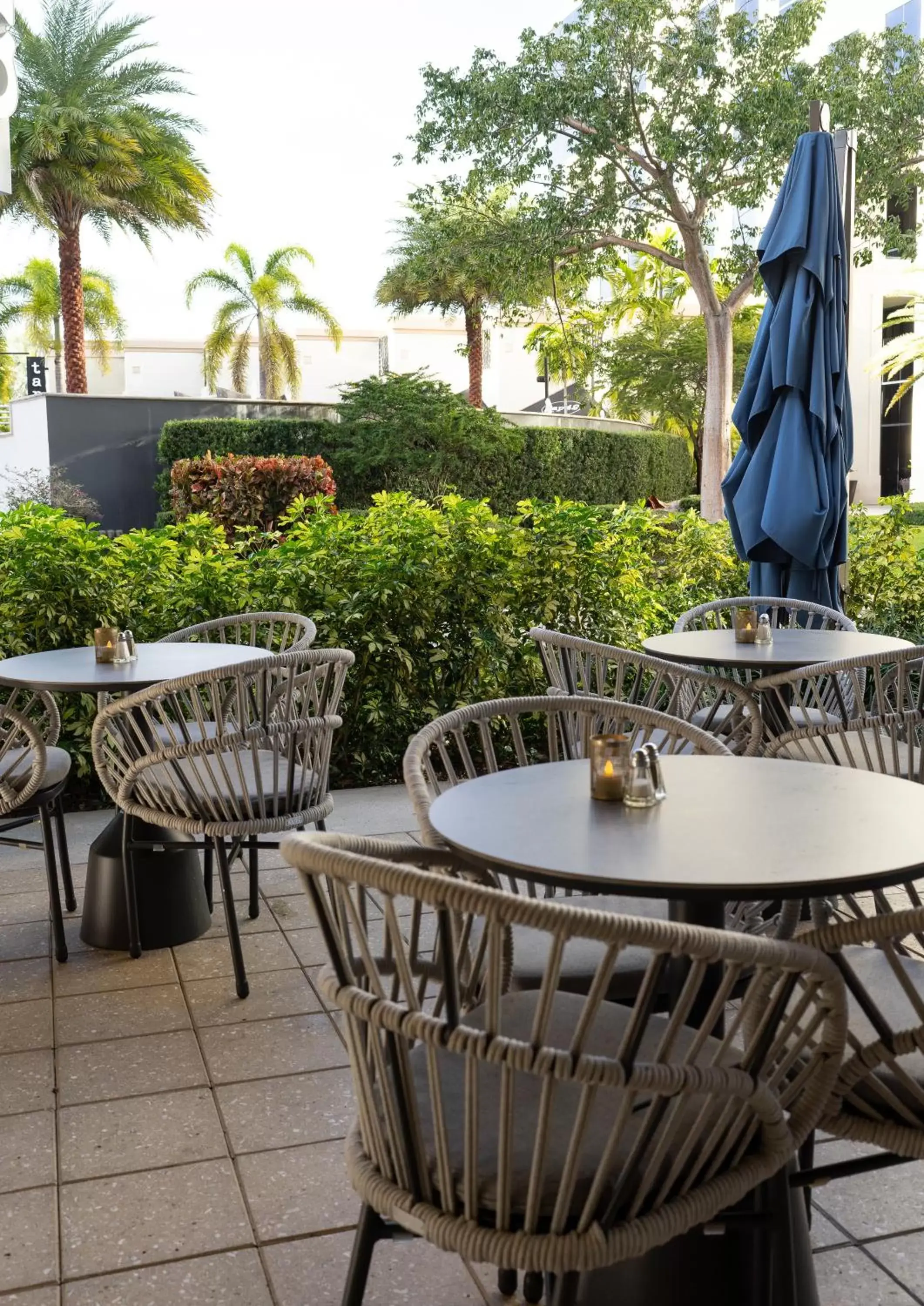 Restaurant/places to eat in Boca Raton Marriott at Boca Center