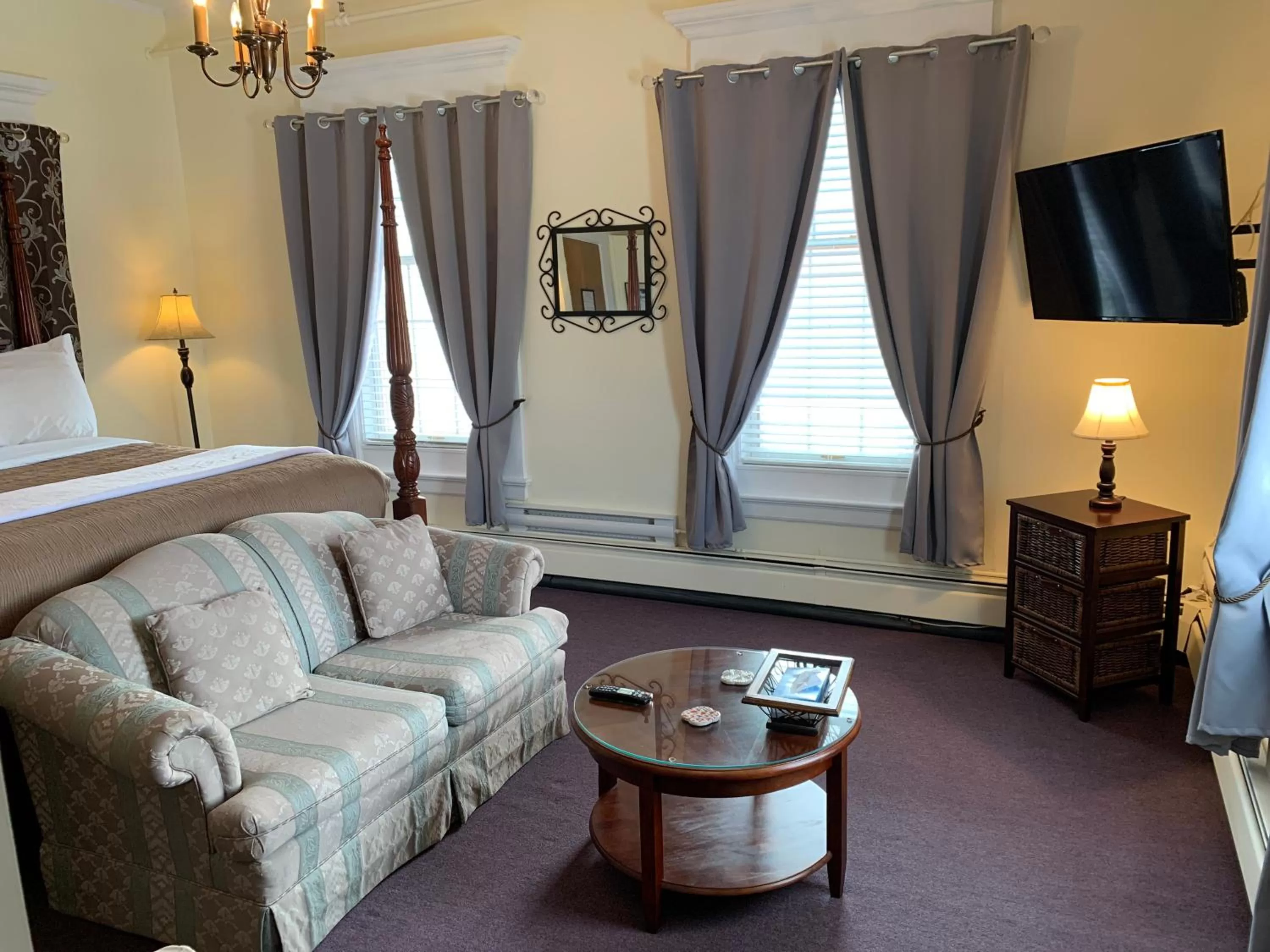 TV and multimedia in Kennedy House