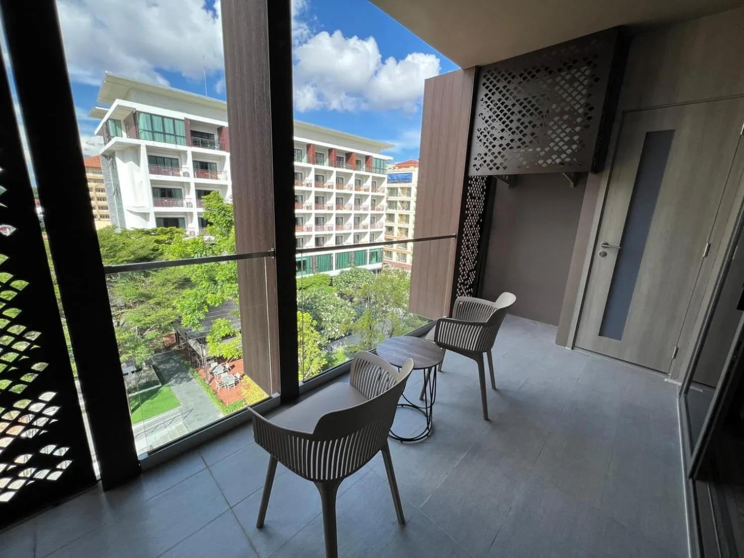 Patio in Fifth Pattaya Jomtien By Shiwalai Int