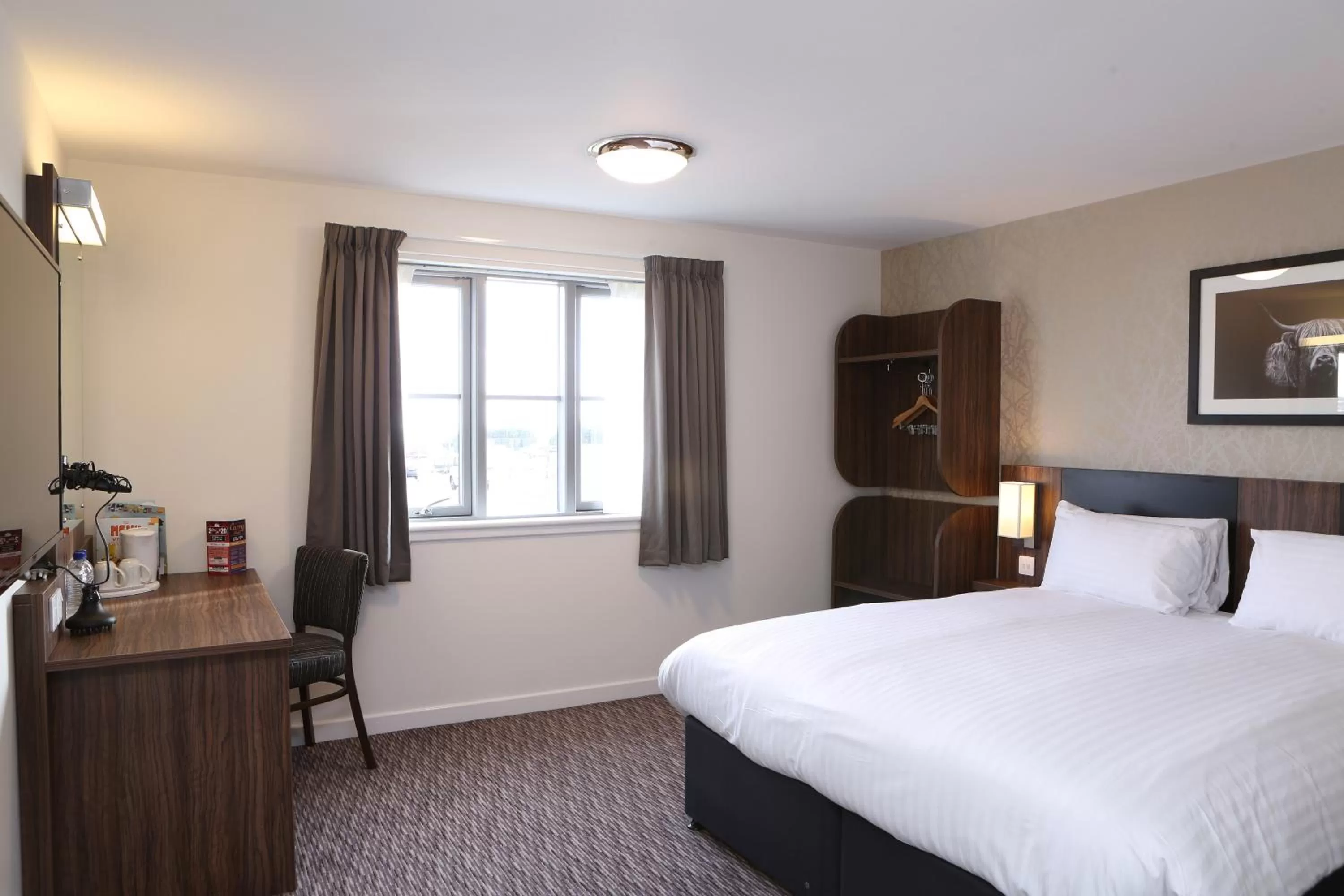 Photo of the whole room, Bed in Harbour Spring, Peterhead by Marston's Inns