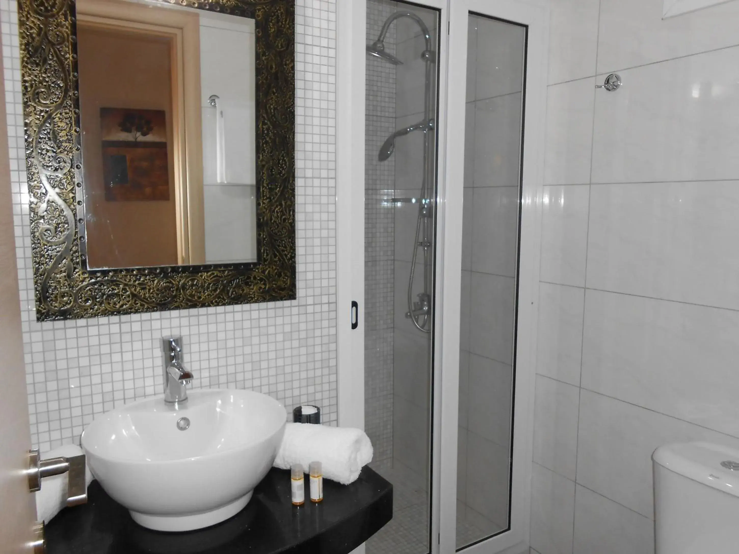 Bathroom in Voula Hotel