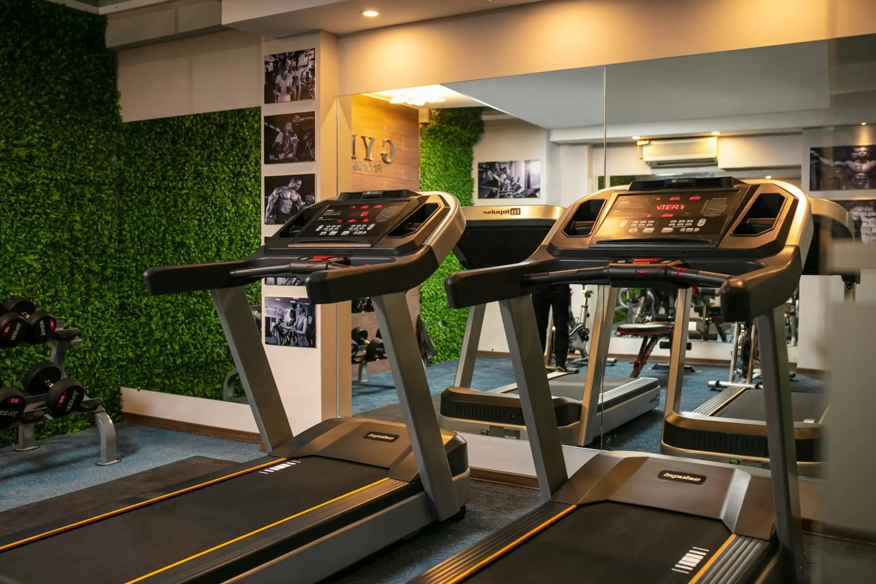 Fitness centre/facilities, Fitness Center/Facilities in Shining Central Hotel & Spa