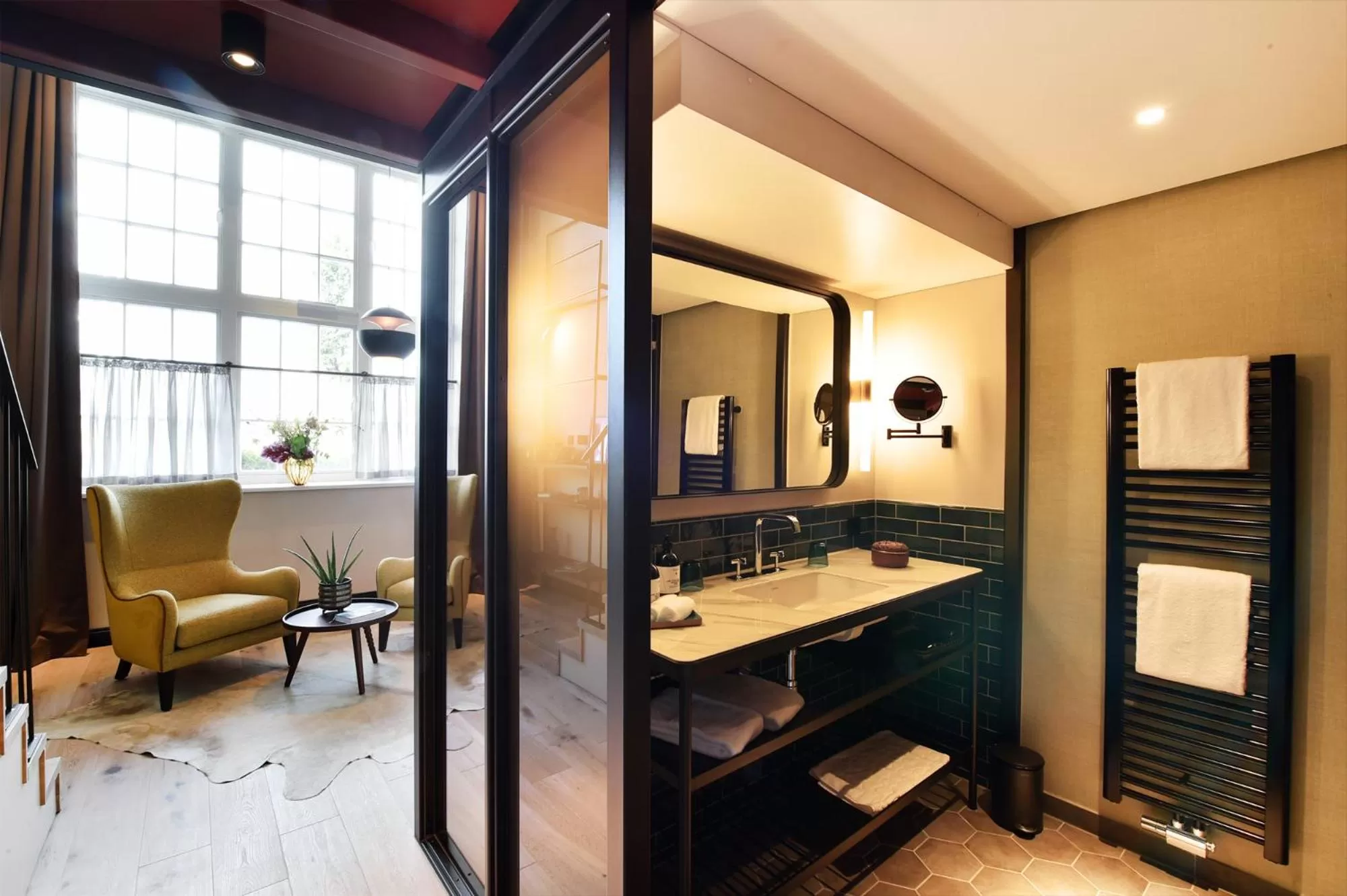 Bathroom in Das James