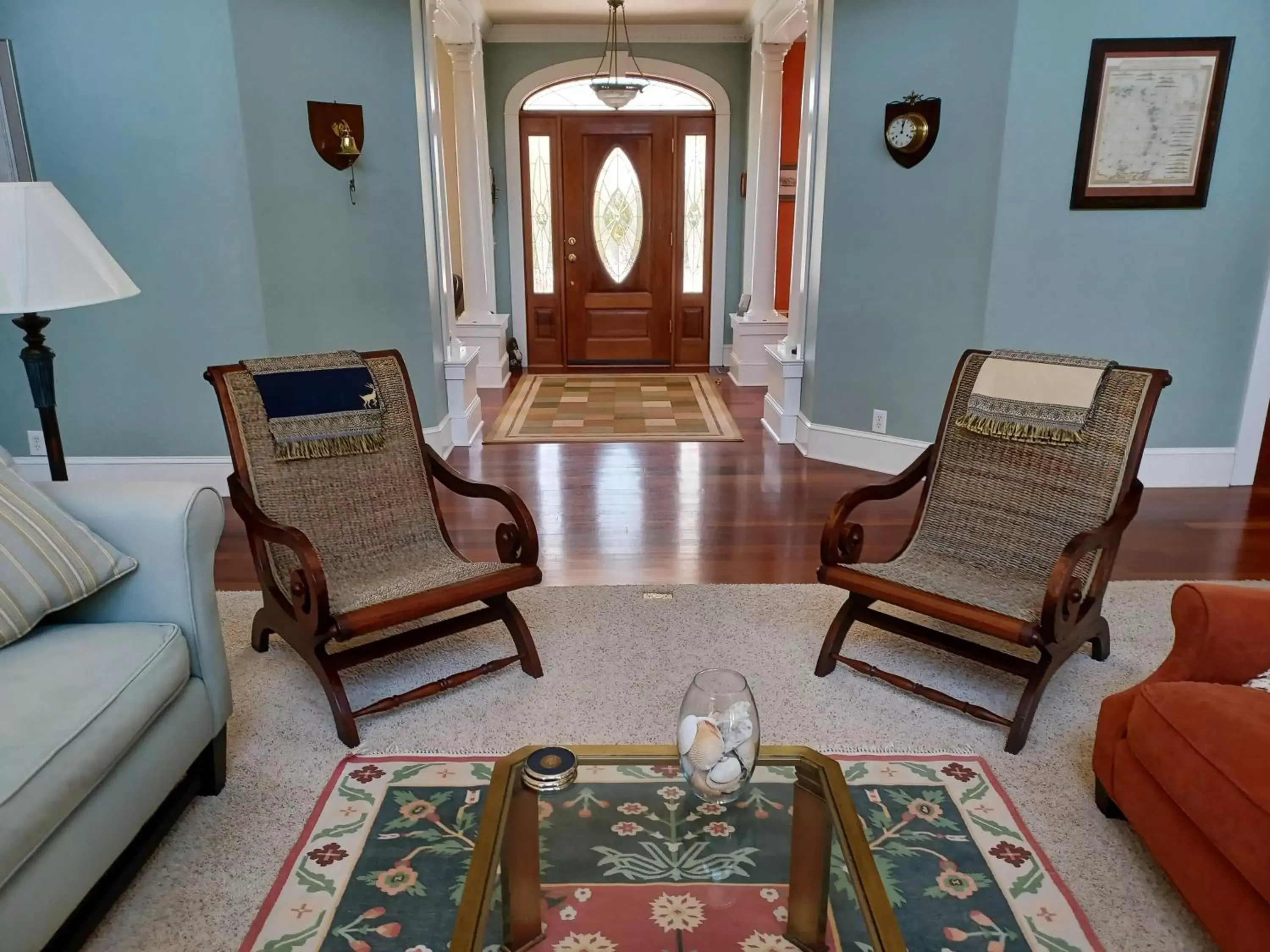 Facade/entrance, Seating Area in The Inn on Bath Creek