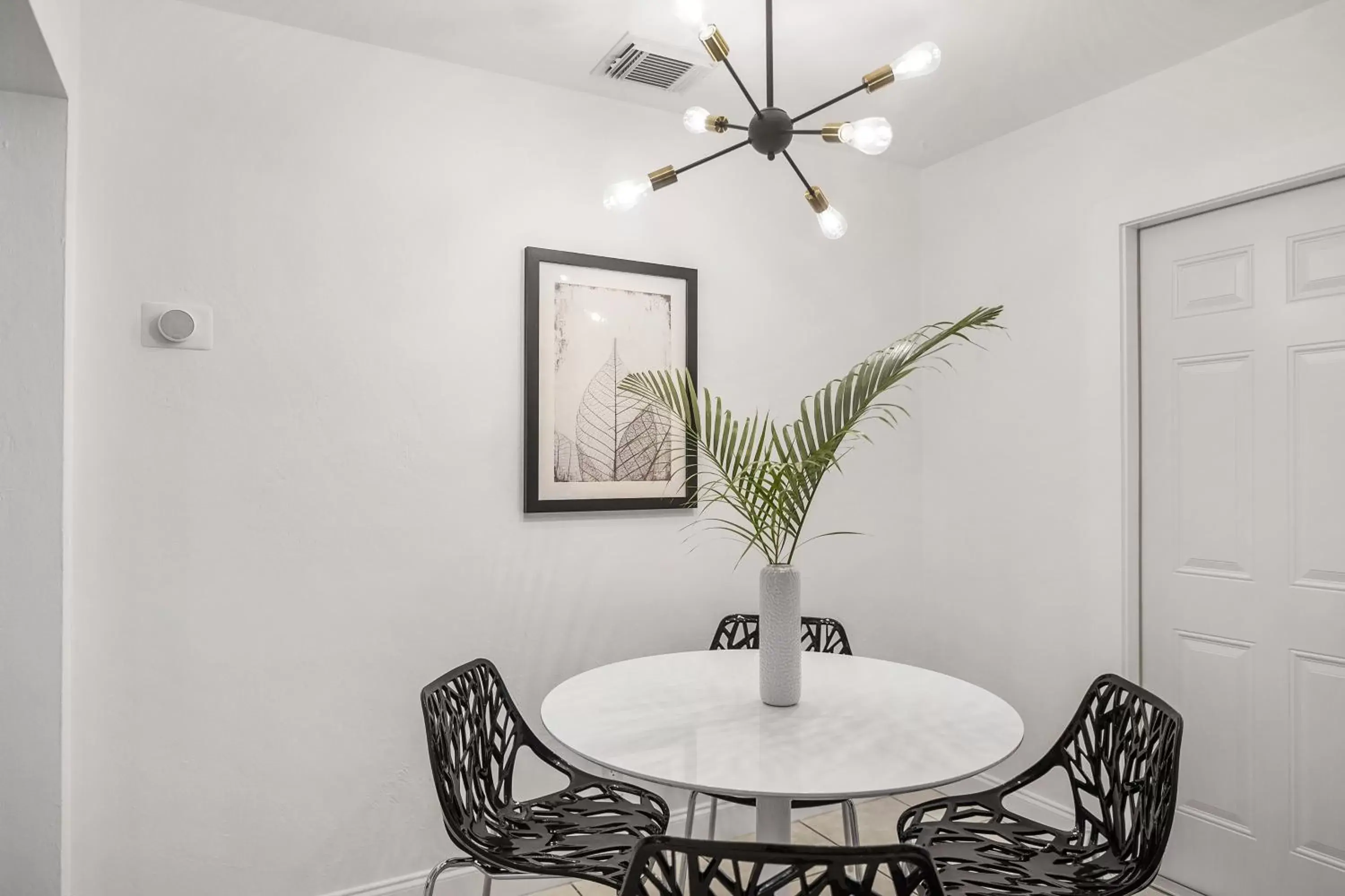 Dining Area in Alani Bay Premium Condos