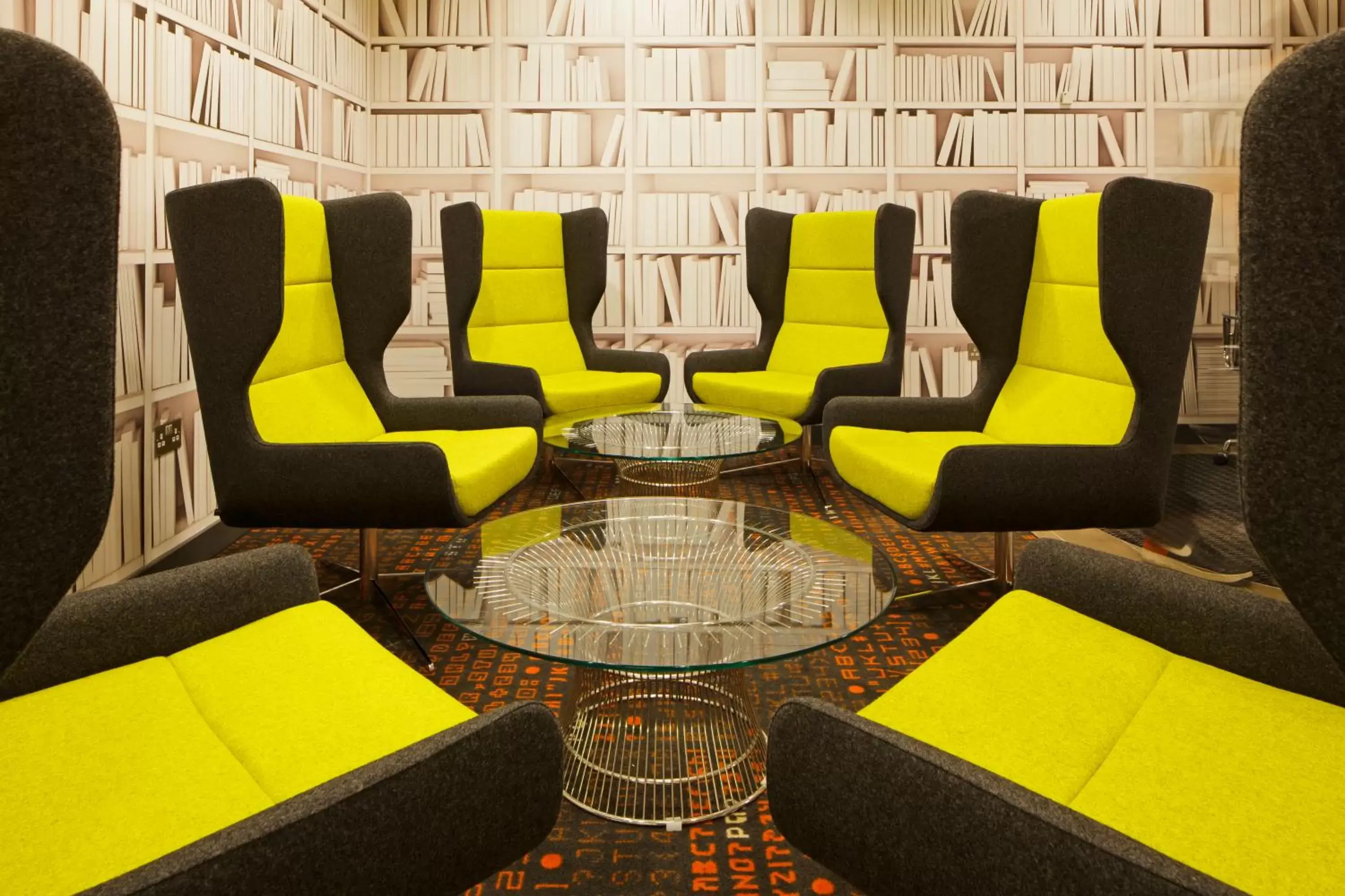 Lounge or bar, Seating Area in ibis London Blackfriars