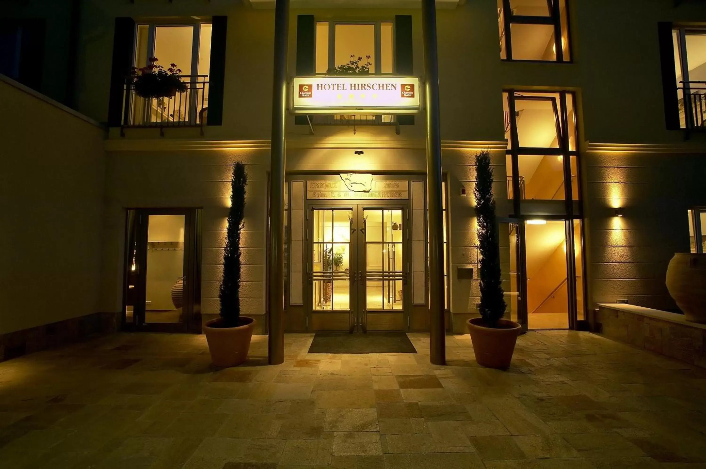 Facade/entrance in Hotel Hirschen in Freiburg-Lehen