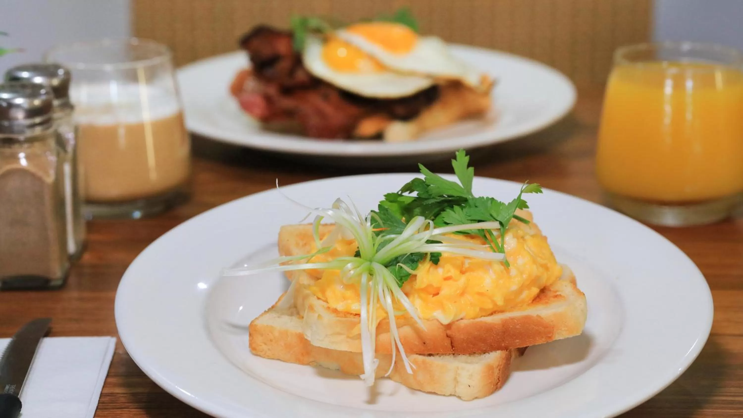 Restaurant/places to eat in Chinchilla Motor Inn