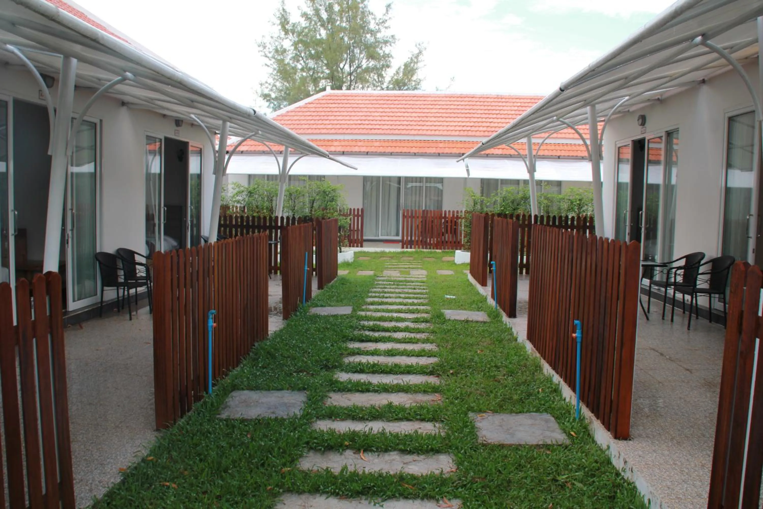 Facade/entrance in Good Time Resort