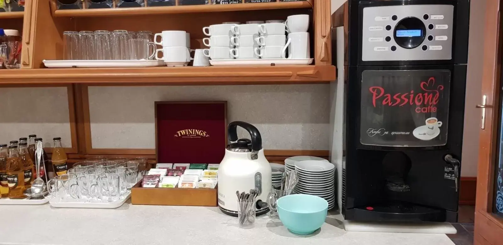 Coffee/Tea Facilities in Hotel Odeon