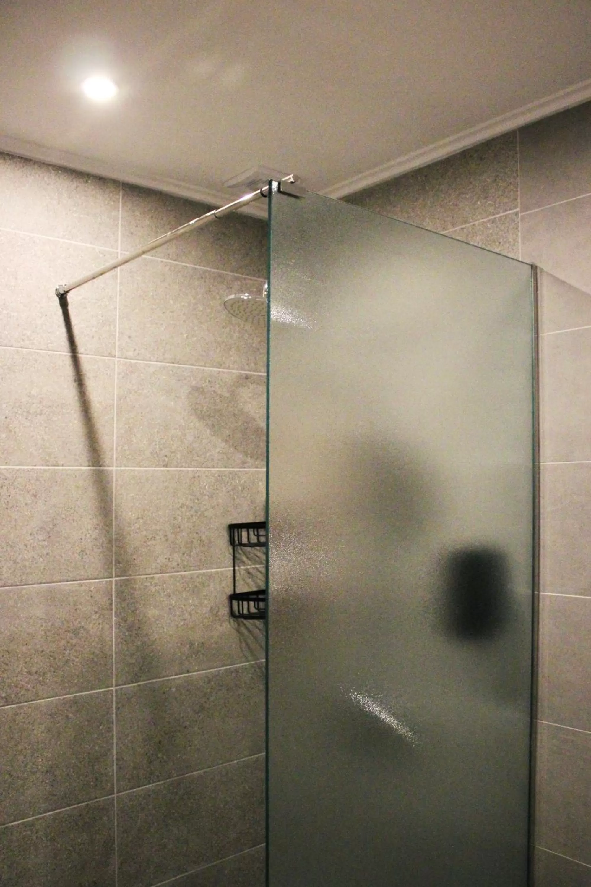 Shower in Exarchia House Project