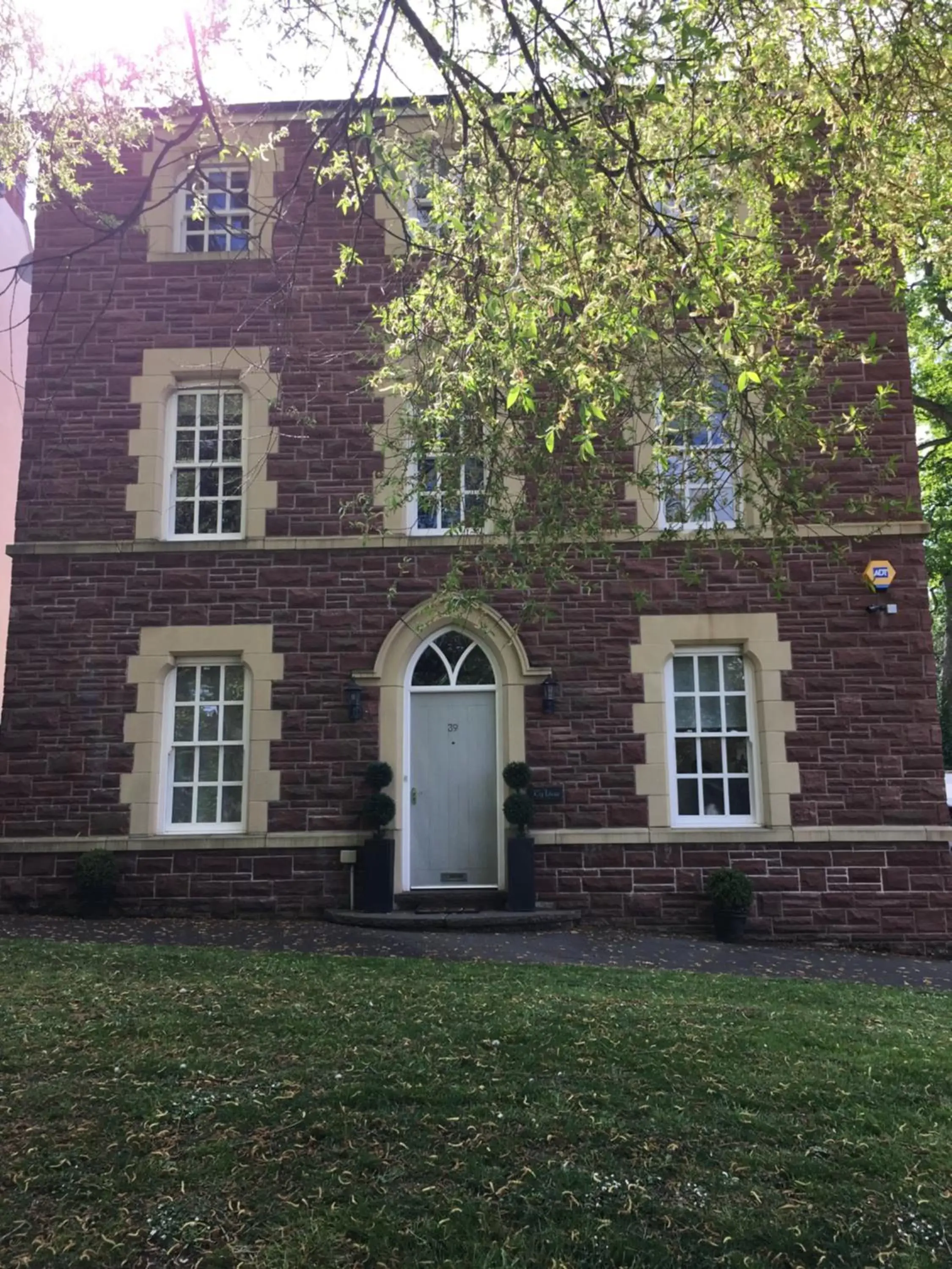 Facade/entrance, Property Building in Ty Llew Lodge