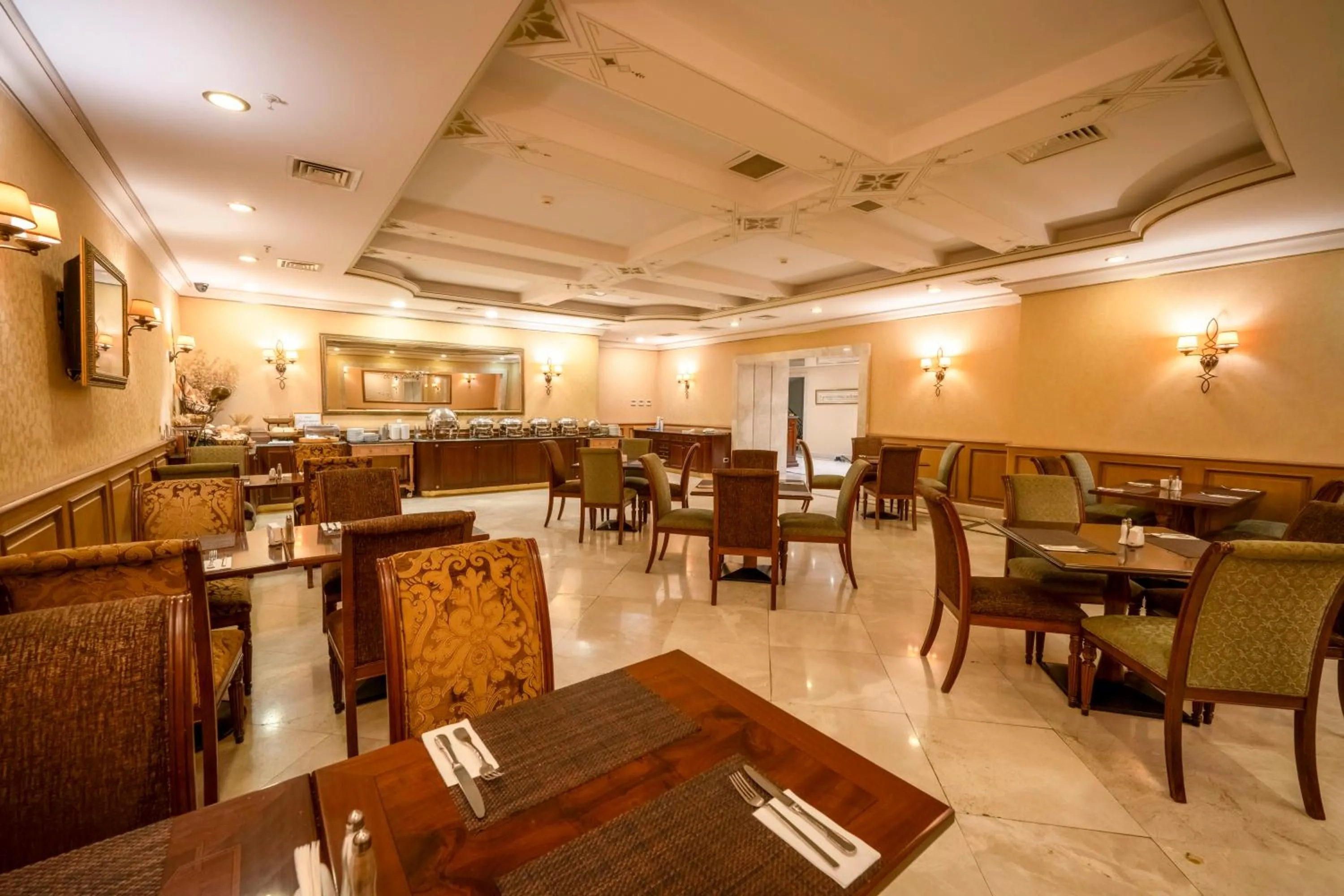 Breakfast in The Central Palace Taksim