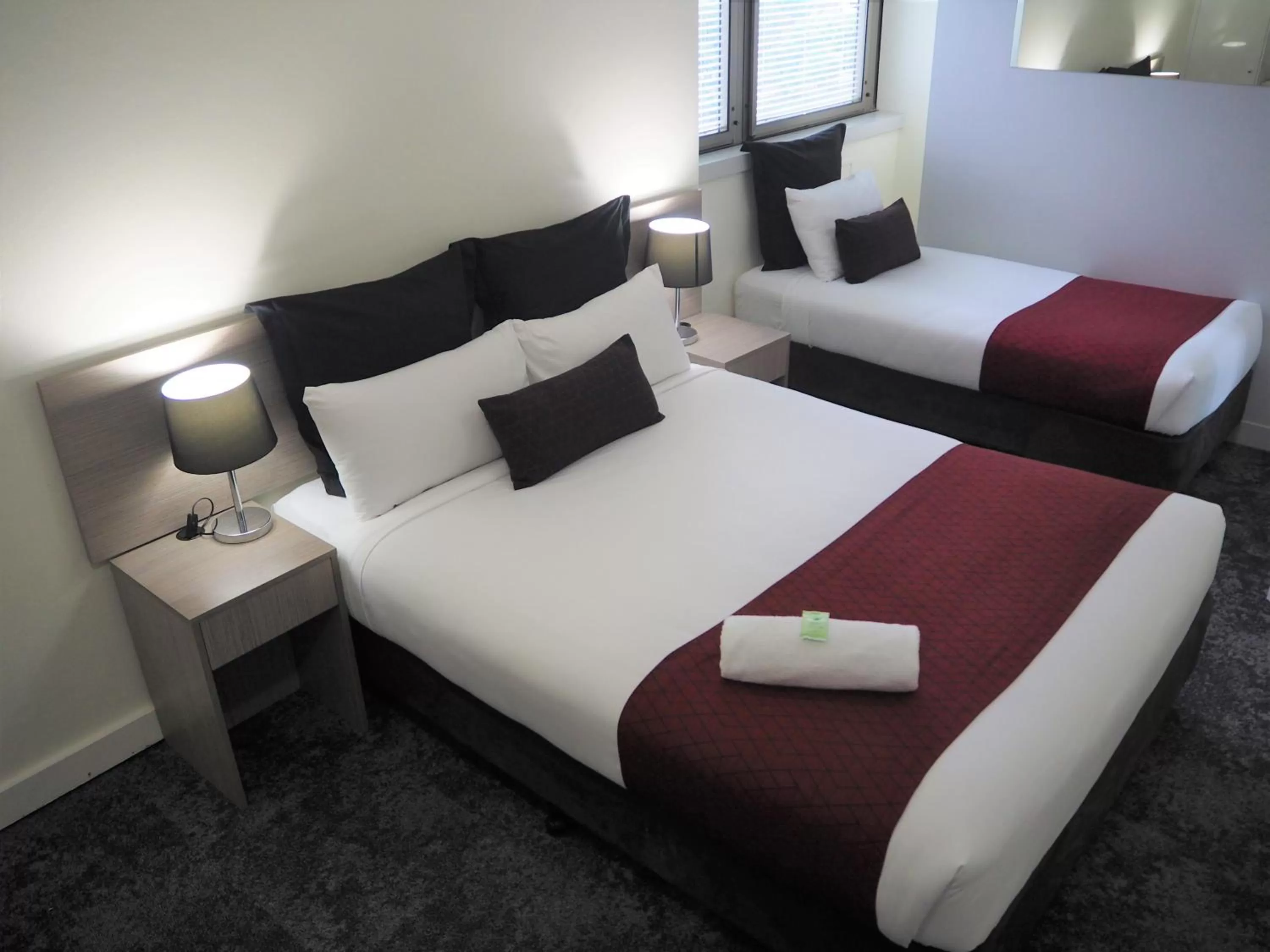 Bedroom, Bed in George Hotel Brisbane, Independent Collection by EVT