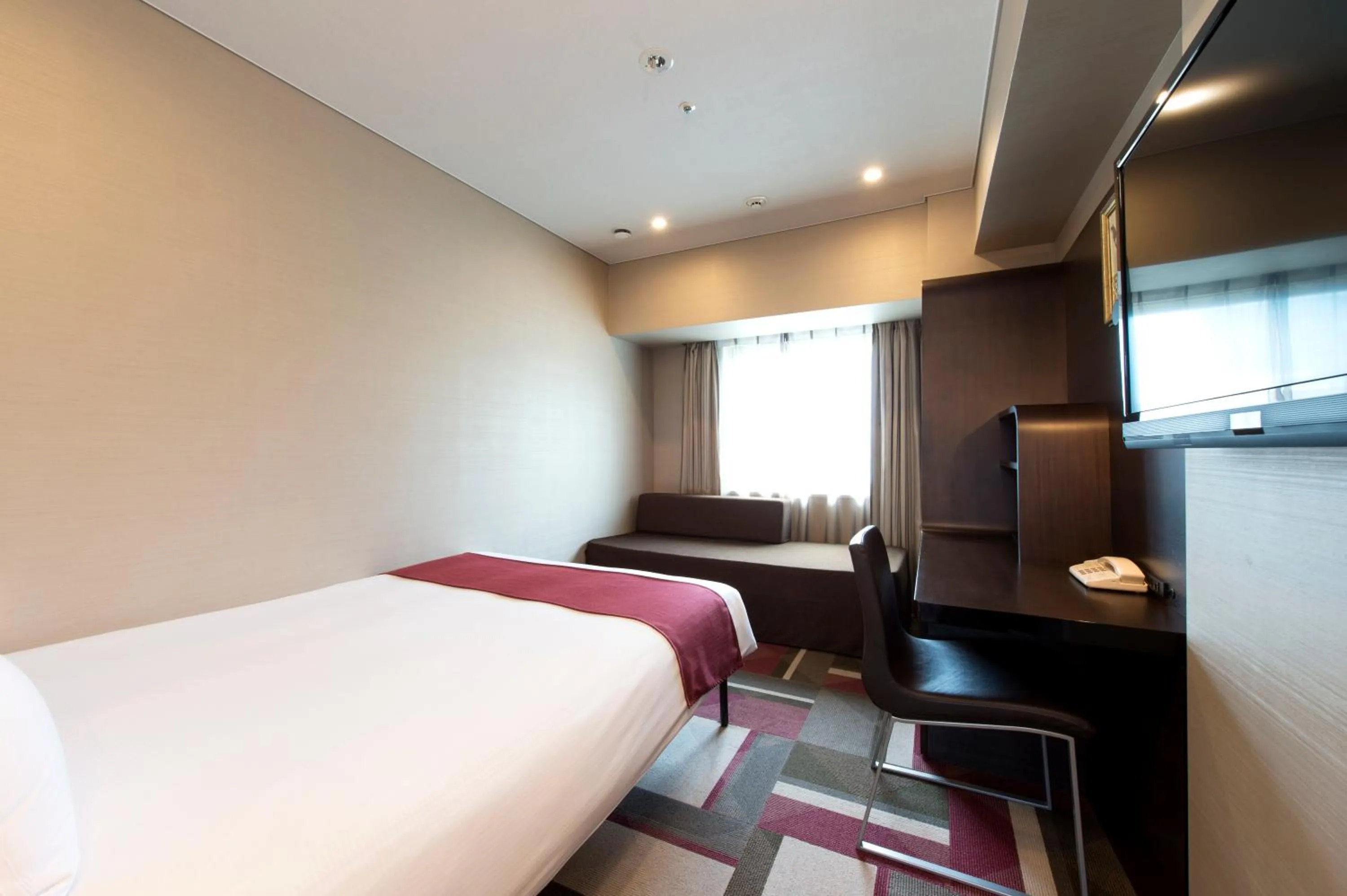 Comfort Double Room (Max 3 People) in Hotel Villa Fontaine Kobe Sannomiya