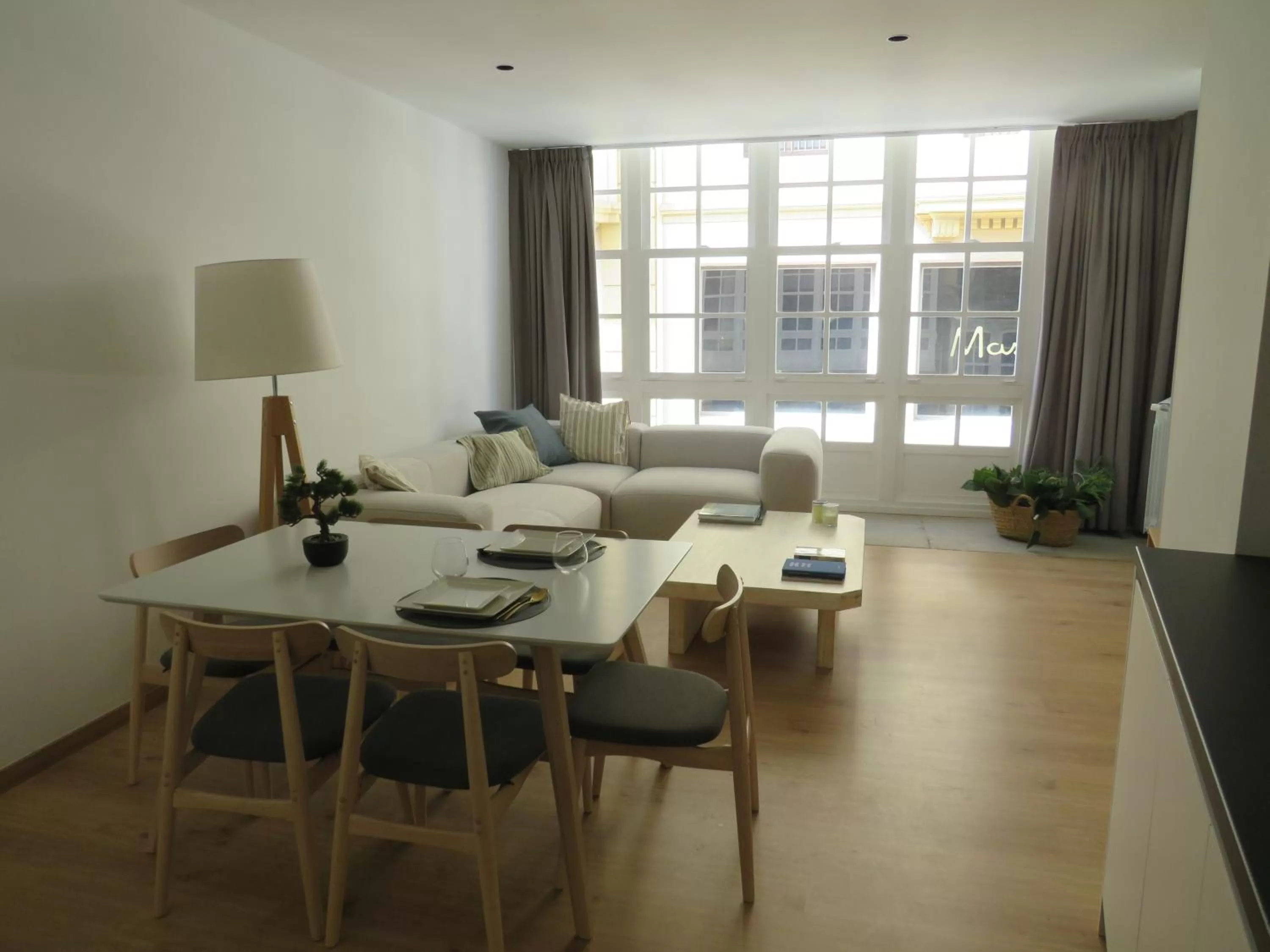 APARTAMENTOS ARMANYA 3