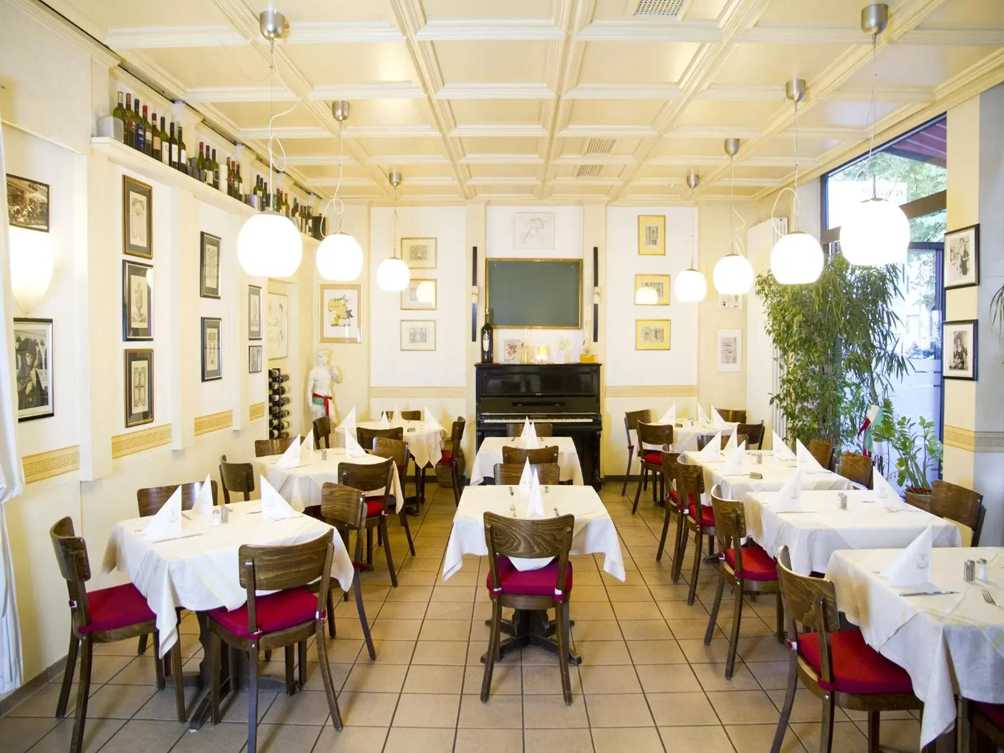 Restaurant/places to eat in TOP Hotel Amberger Restaurant/places to eat in TOP Hotel Amberger