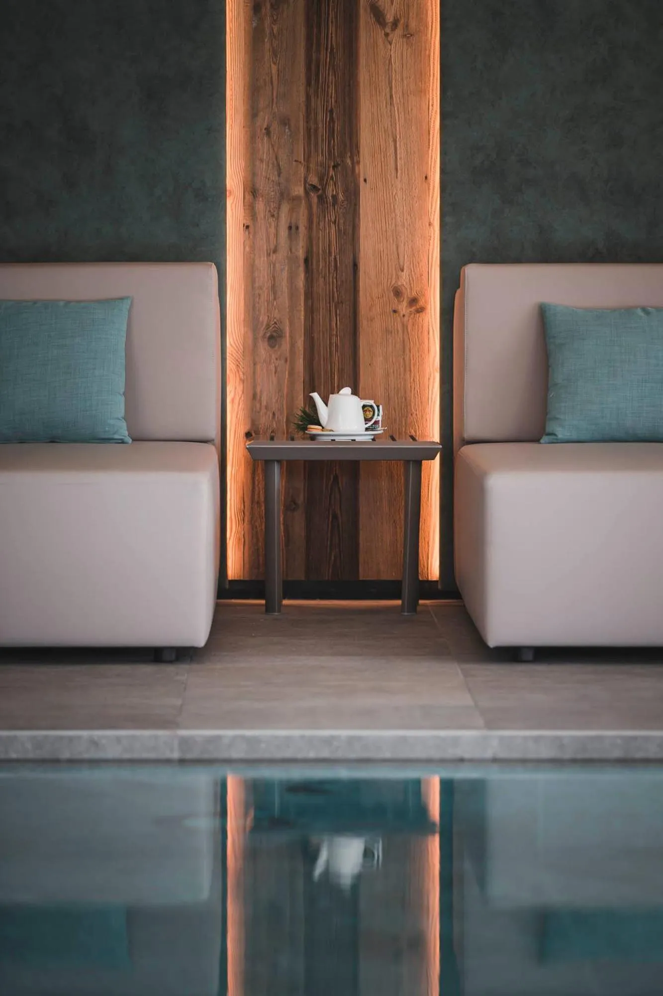 Swimming pool in Majestic - Unique Spa Resort