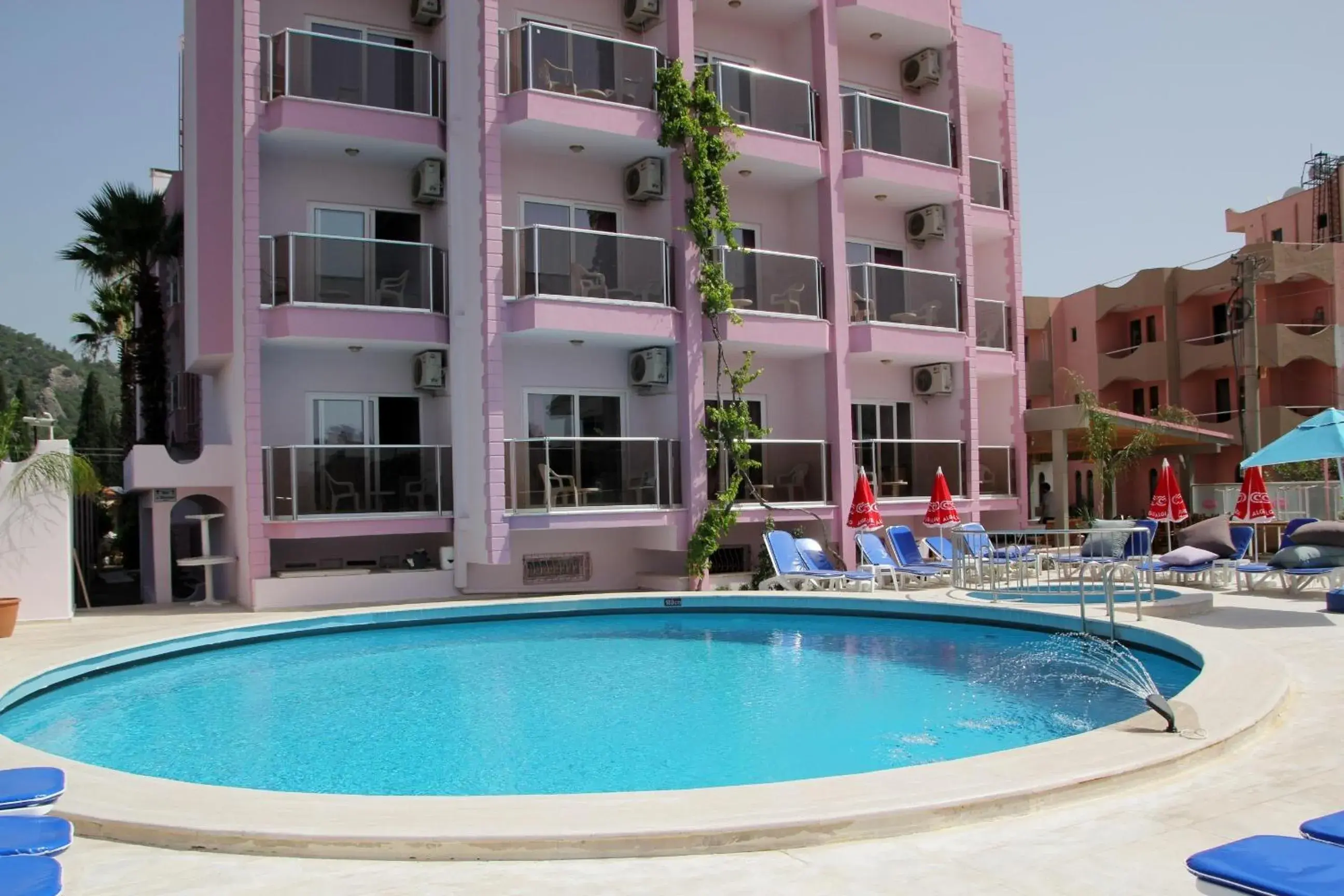 Swimming Pool in Rosy Hotel Marmaris