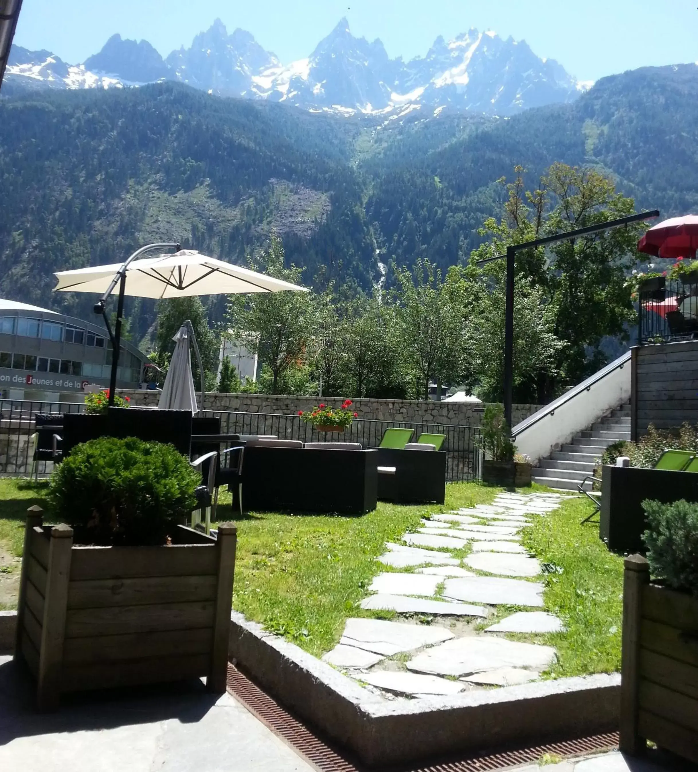 Garden, Mountain View in Hôtel de L'Arve by HappyCulture