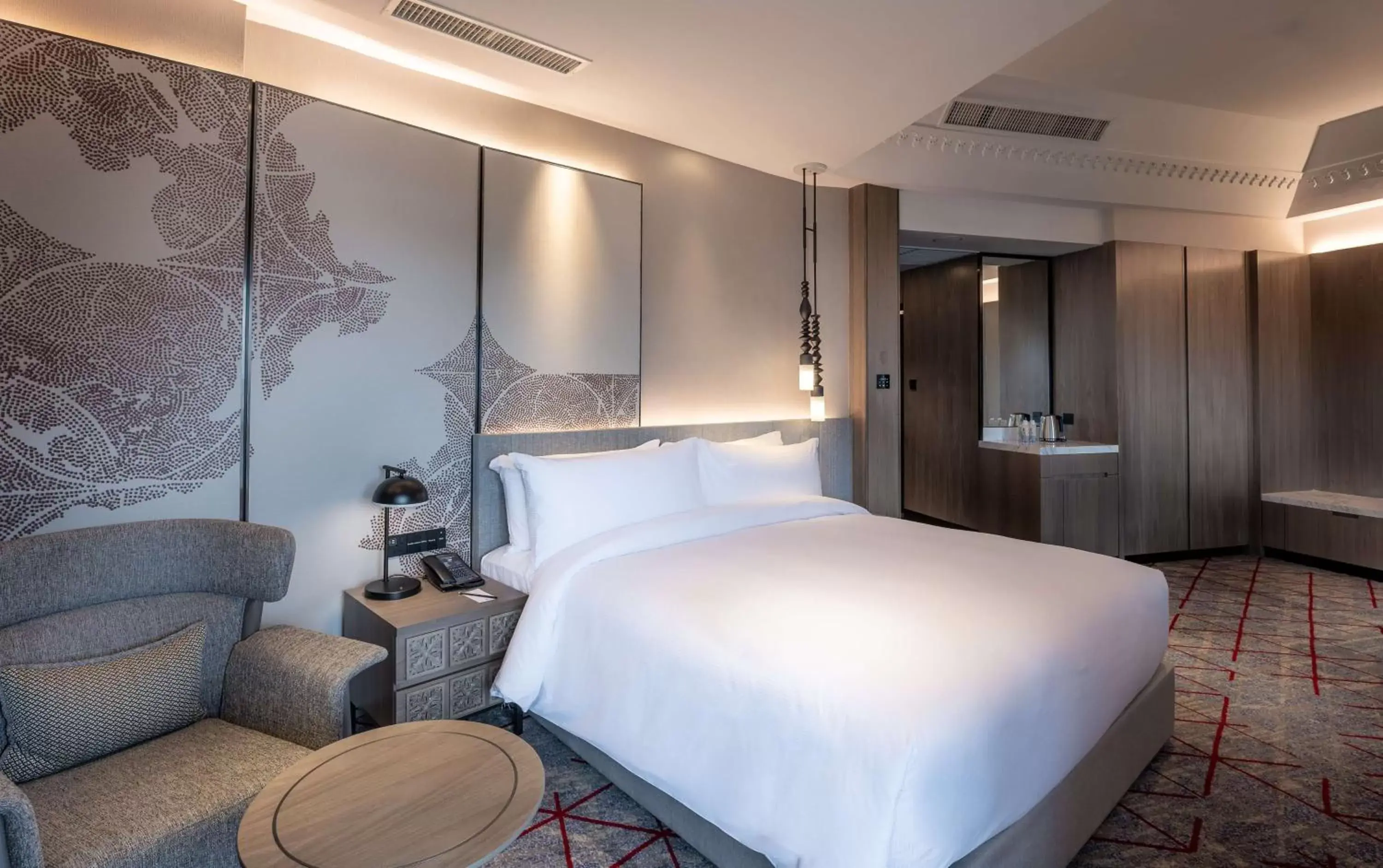 Bed in DoubleTree by Hilton Putrajaya Lakeside