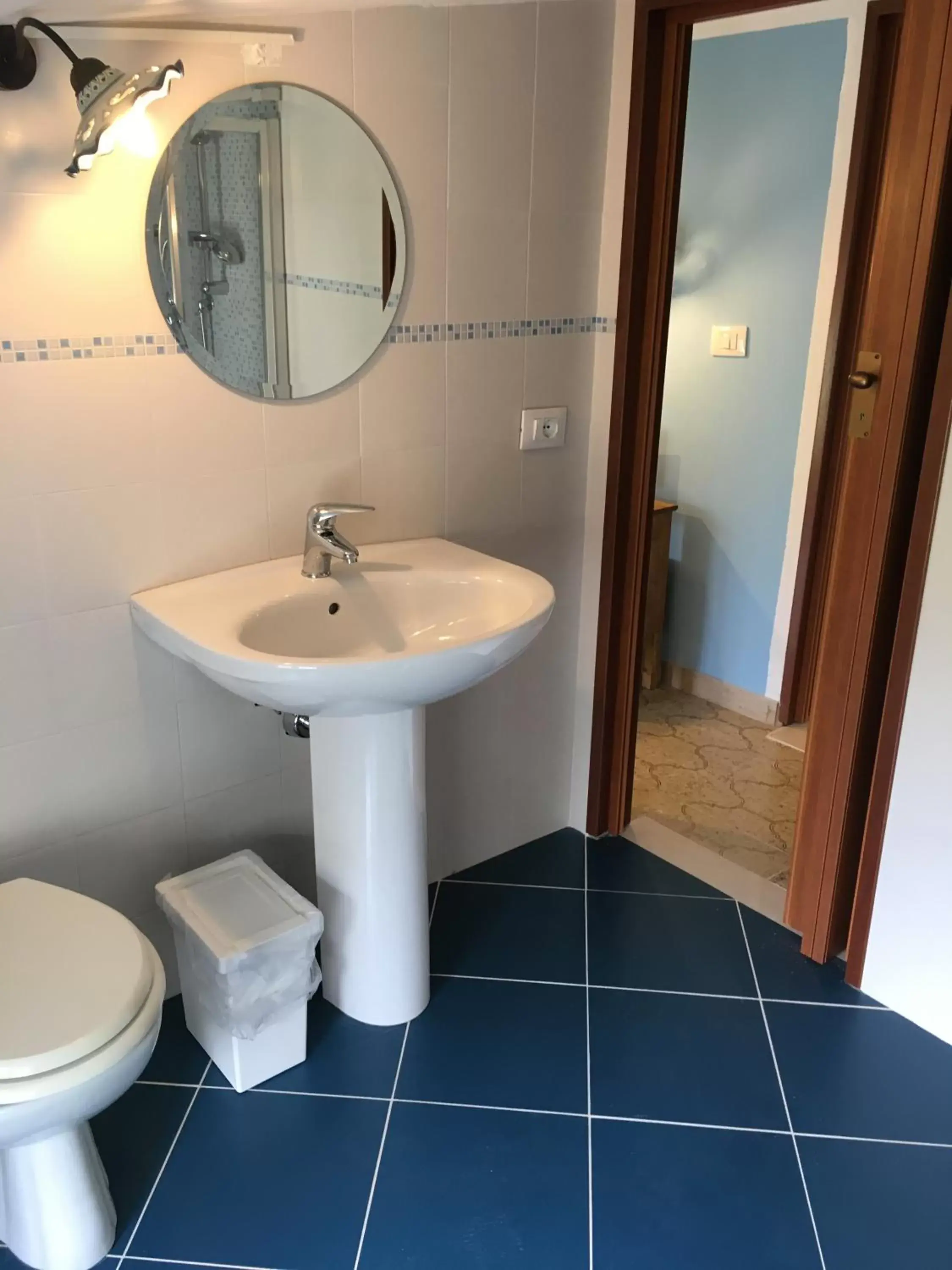 Toilet, Bathroom in B&B Villa sul Mare