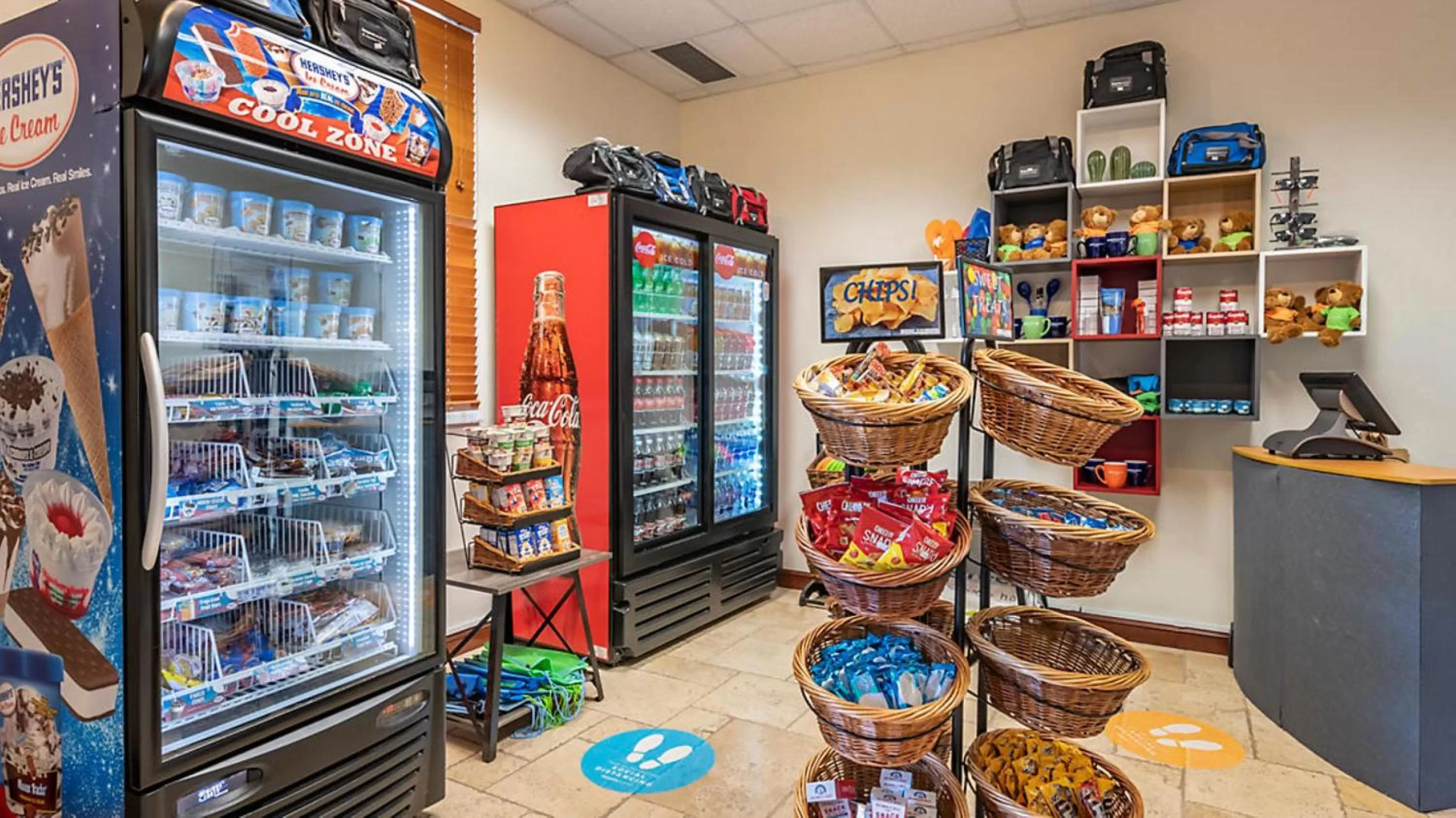 On-site shops in Bluegreen Vacations Grande Villas at World Golf Village