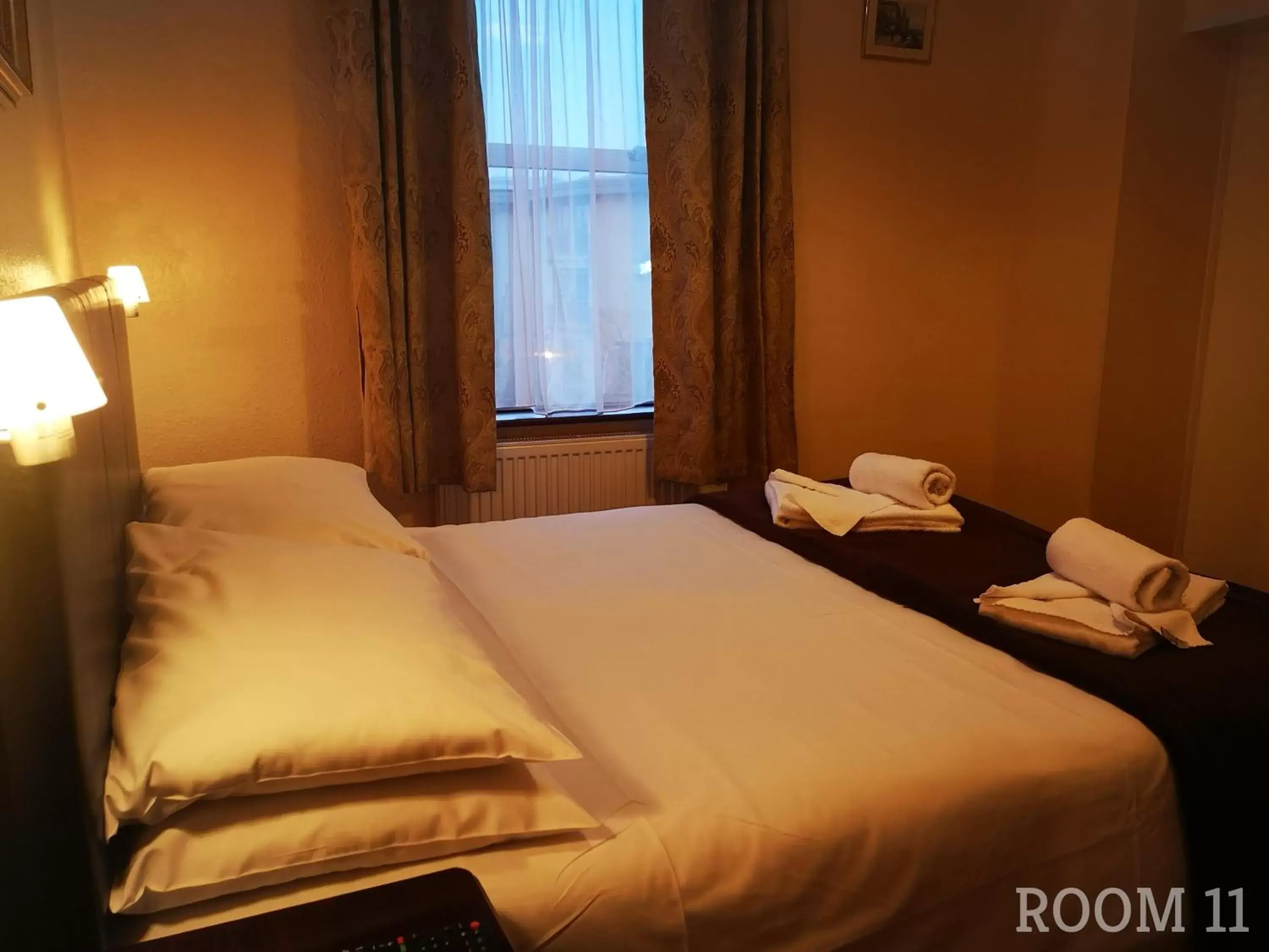 Bed in Westgate Hotel Bed in Westgate Hotel