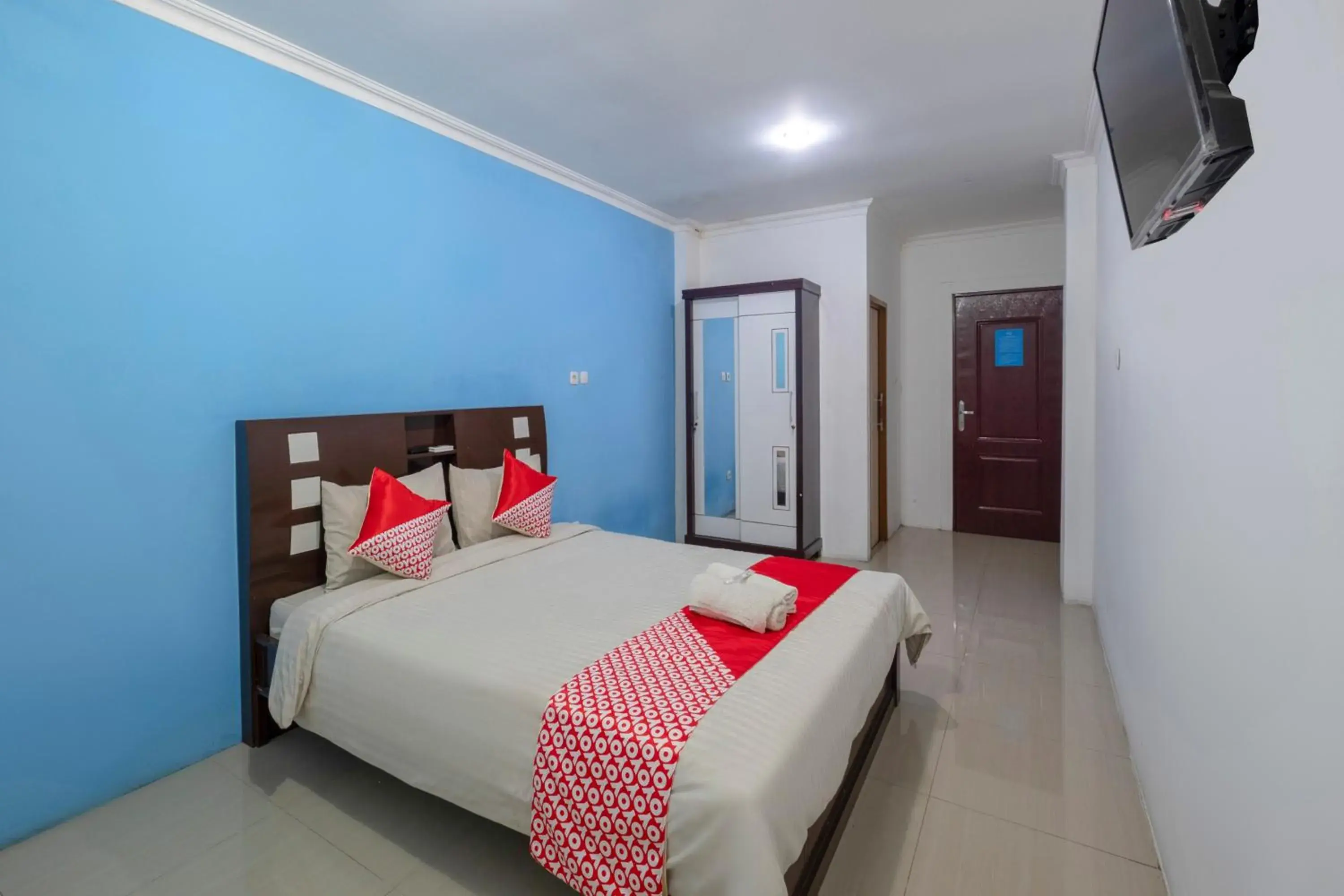 Bedroom, Bed in Super OYO 3747 Comfort Residence