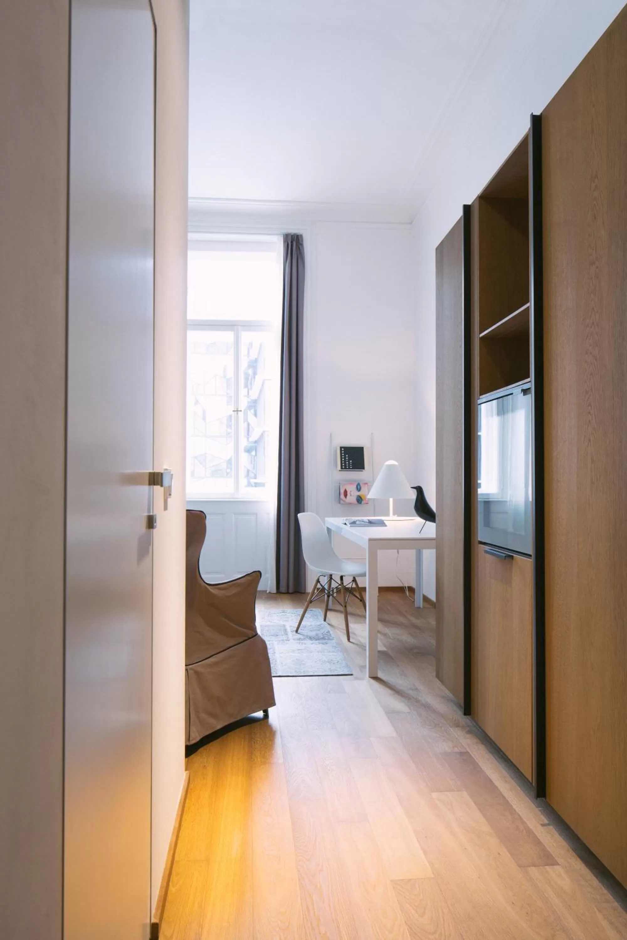 Seating area in Hotel Golden Crown