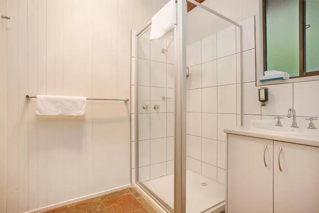 Bathroom in Beacon Point Ocean View Villas