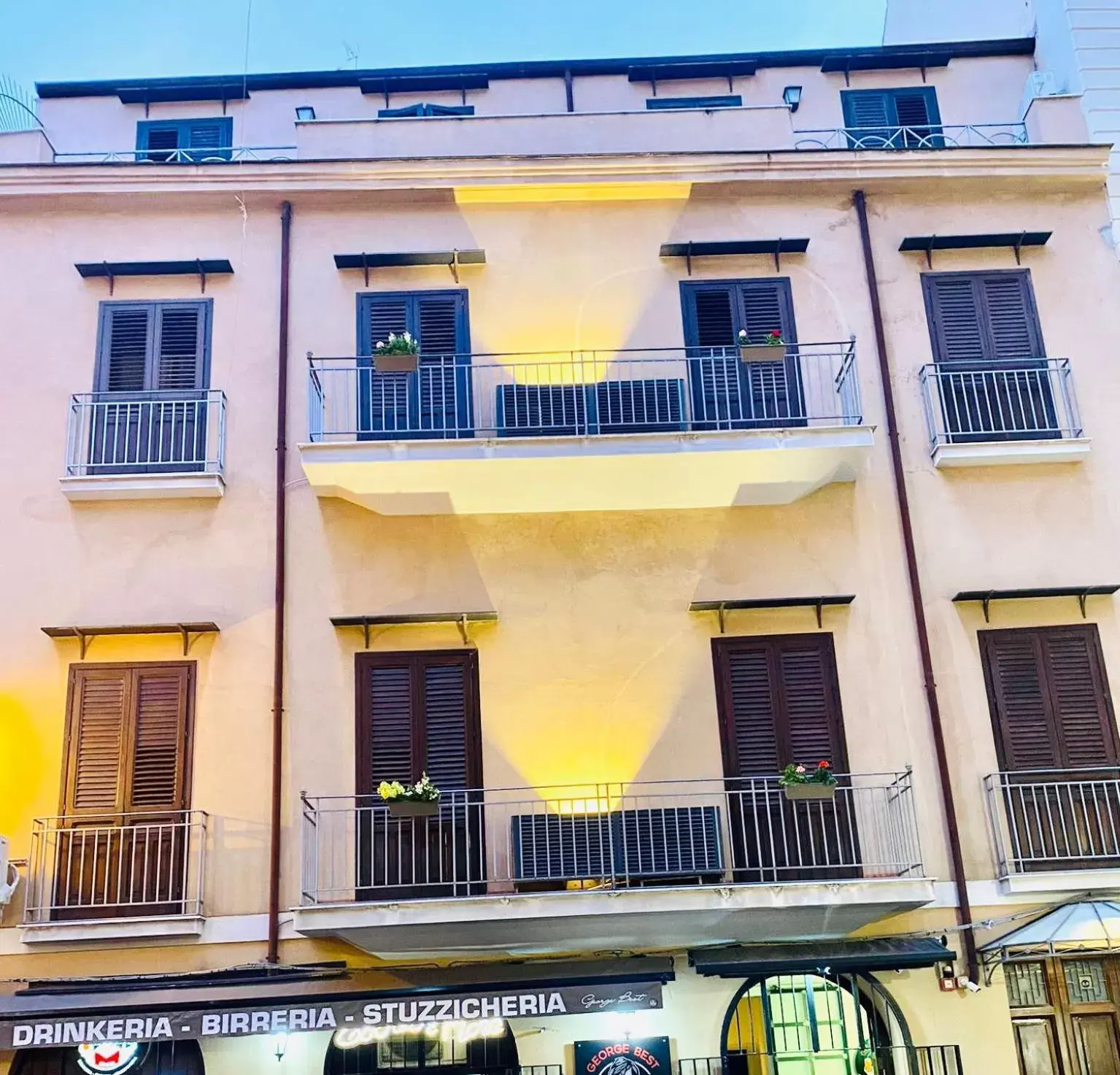 Property Building in Cuore di Palermo