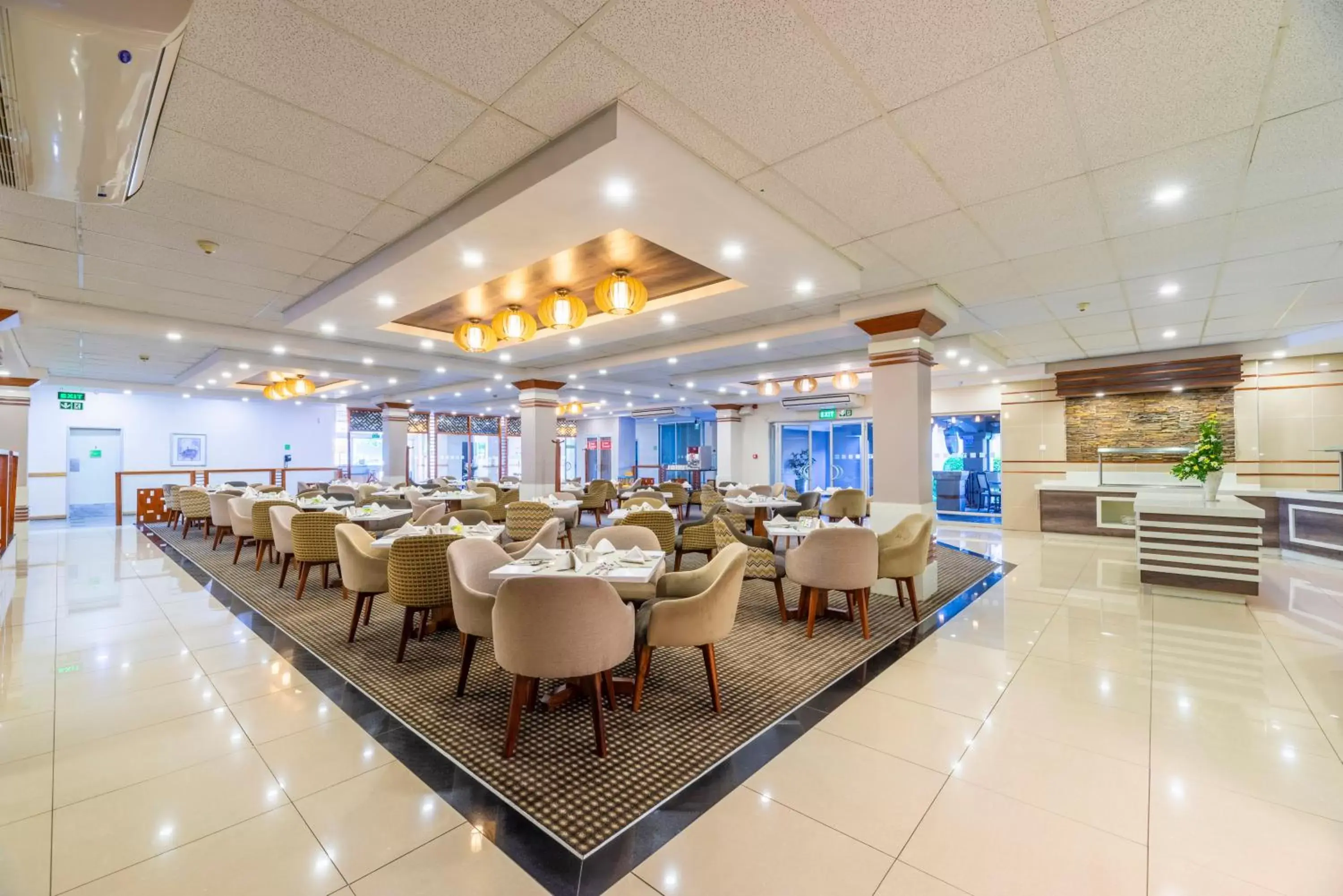 Restaurant/places to eat in Holiday Inn - Bulawayo, an IHG Hotel