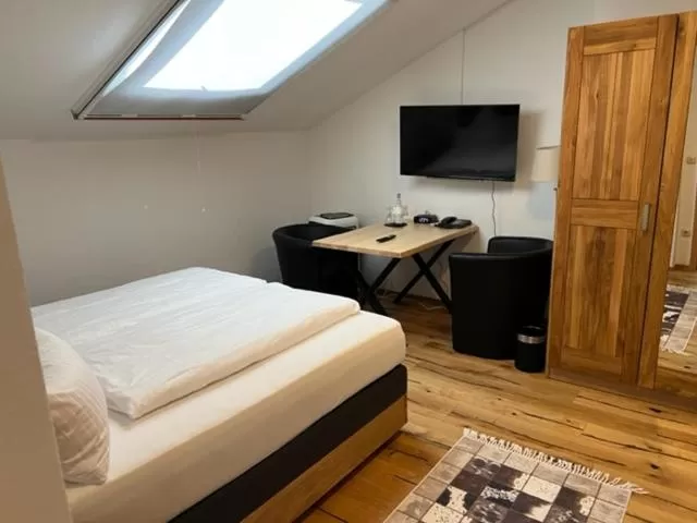 Bed in Zum Fischer am See ***S