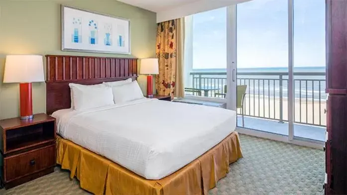 Bedroom, Bed in Hilton Vacation Club Ocean Beach Club Virginia Beach