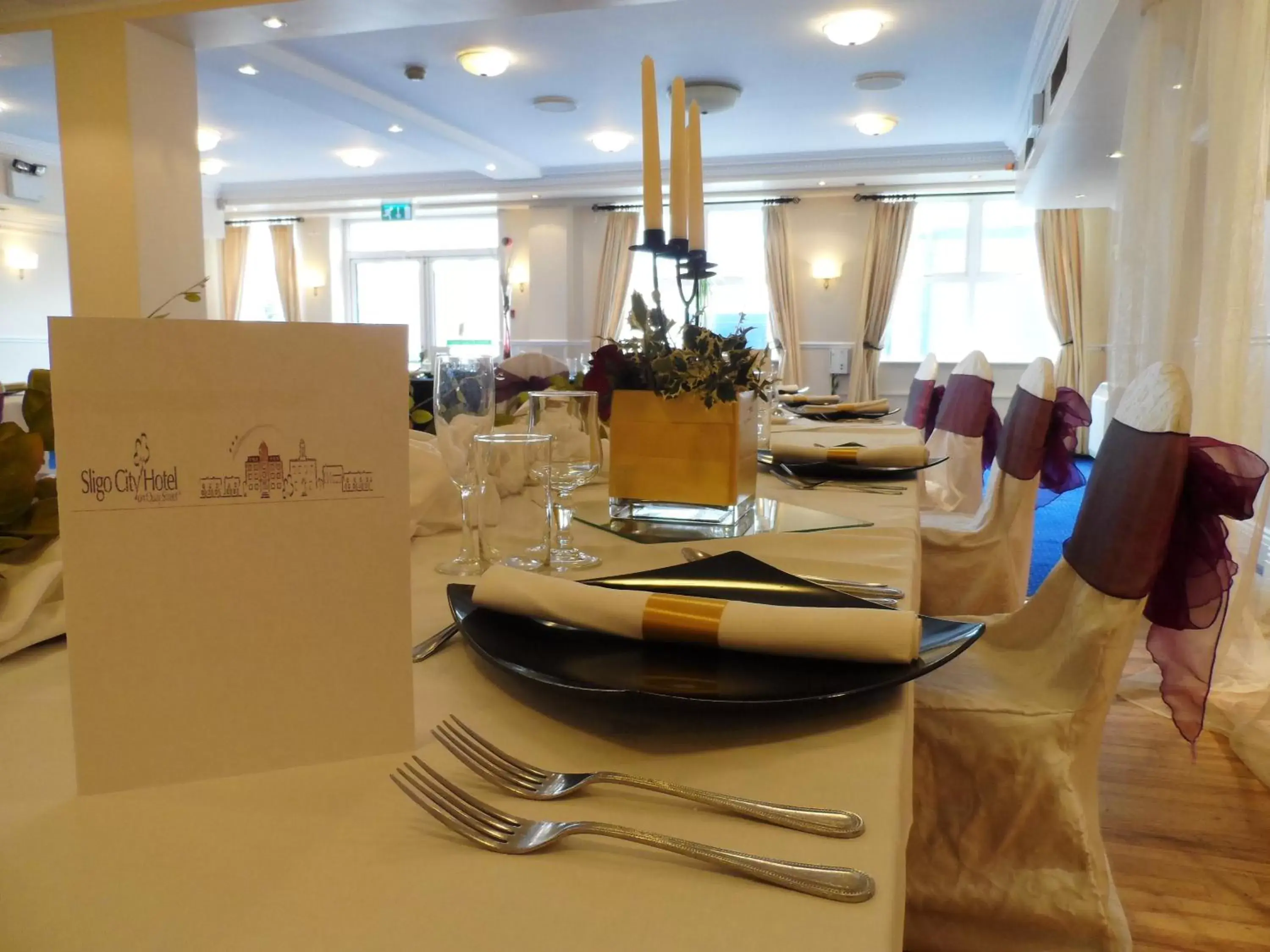 Banquet/Function facilities, Restaurant/Places to Eat in Sligo City Hotel