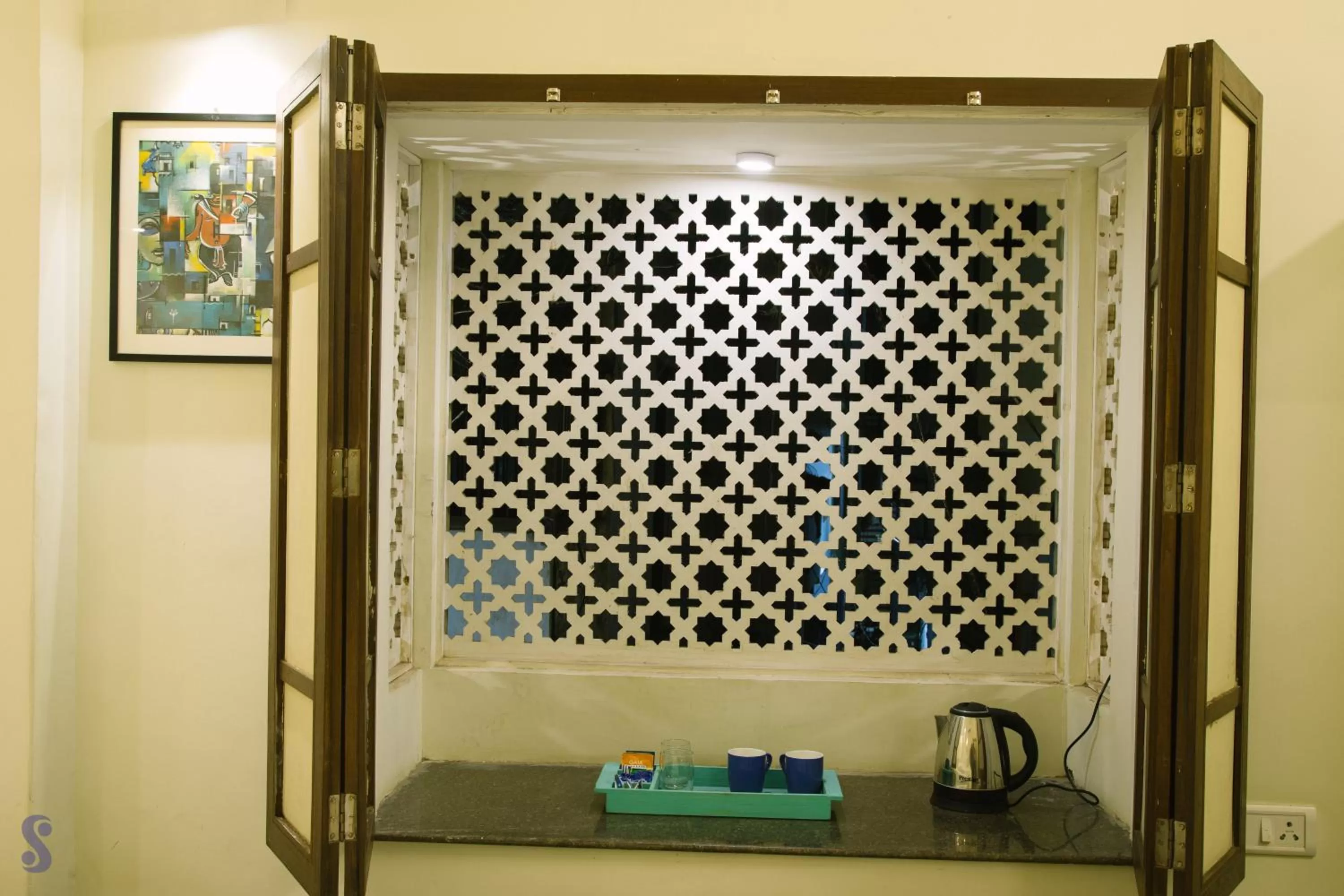 Coffee/tea facilities, Bathroom in Safarnama Varanasi