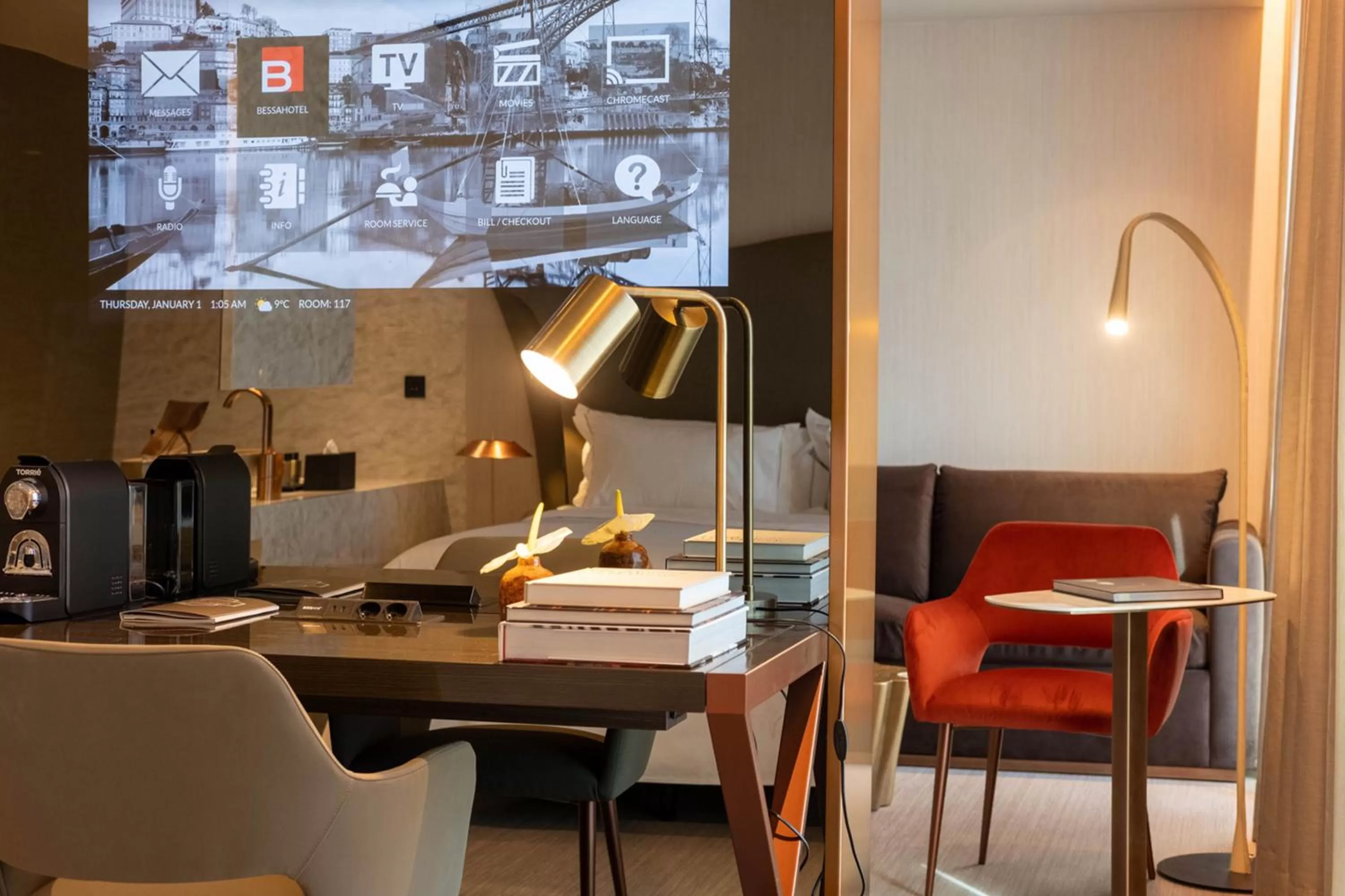 Coffee/tea facilities in BessaHotel Baixa