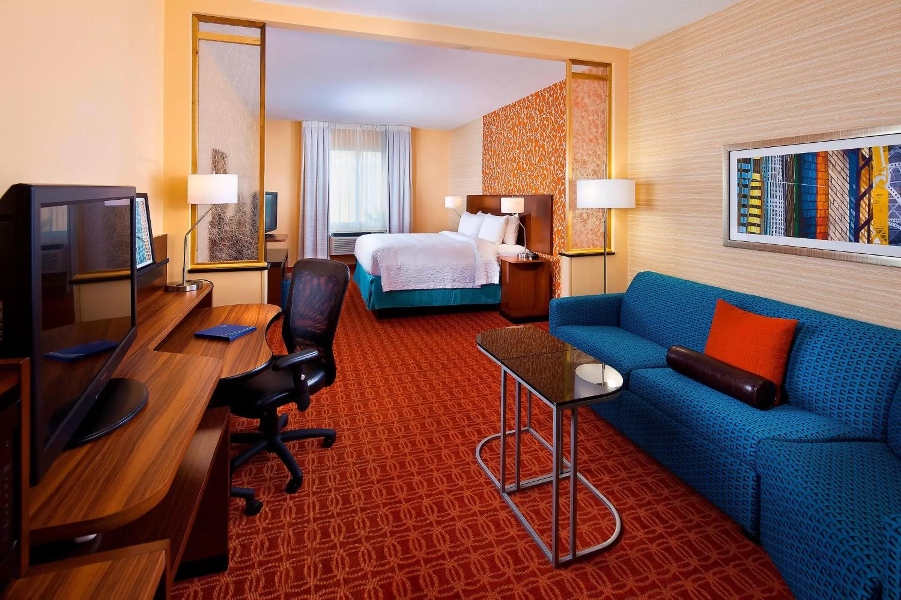 Photo of the whole room in Fairfield Inn & Suites Houston Hobby Airport