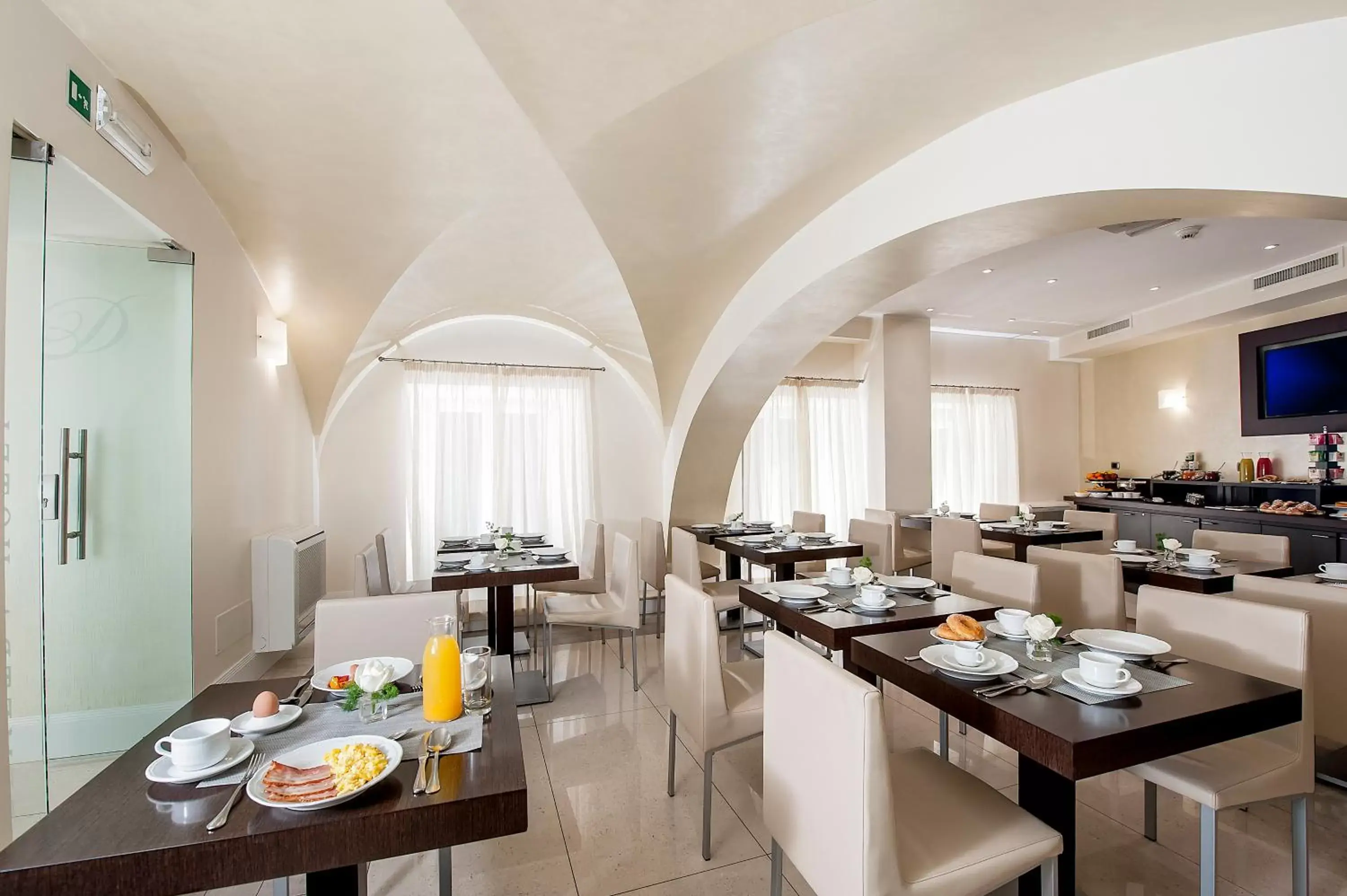 Food and drinks in Demetra Hotel Food and drinks in Demetra Hotel