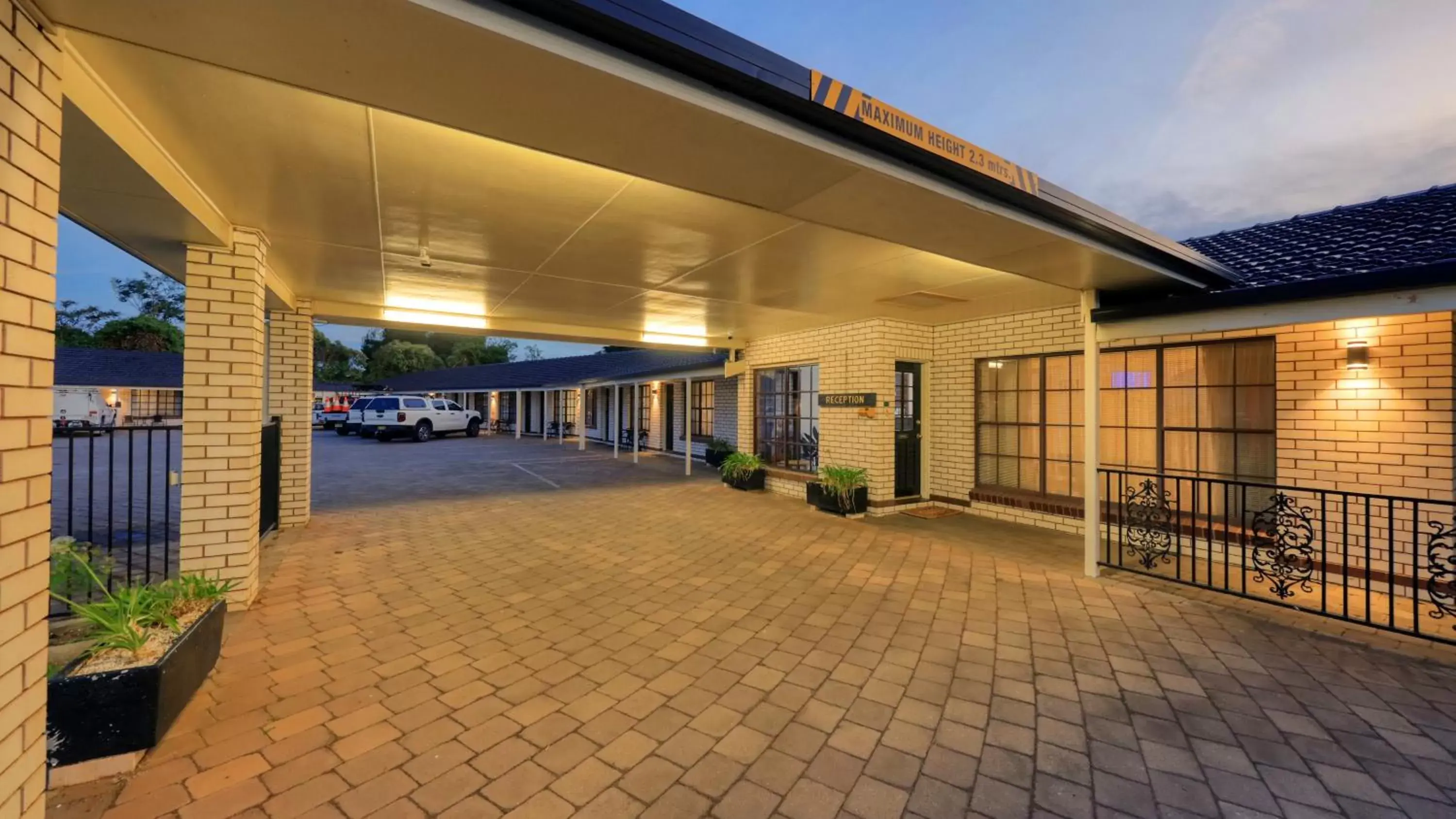 Lobby or reception in Southern Comfort Motor Inn